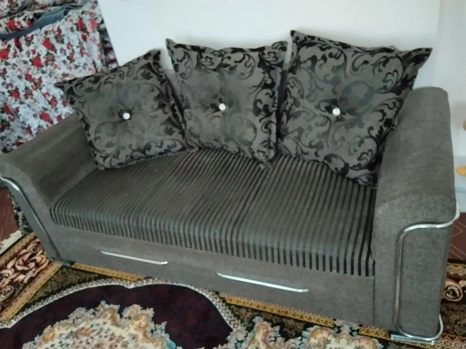 مبل راحتی هفت نفر|مبلمان خانگی و میز عسلی|الیگودرز, |دیوار