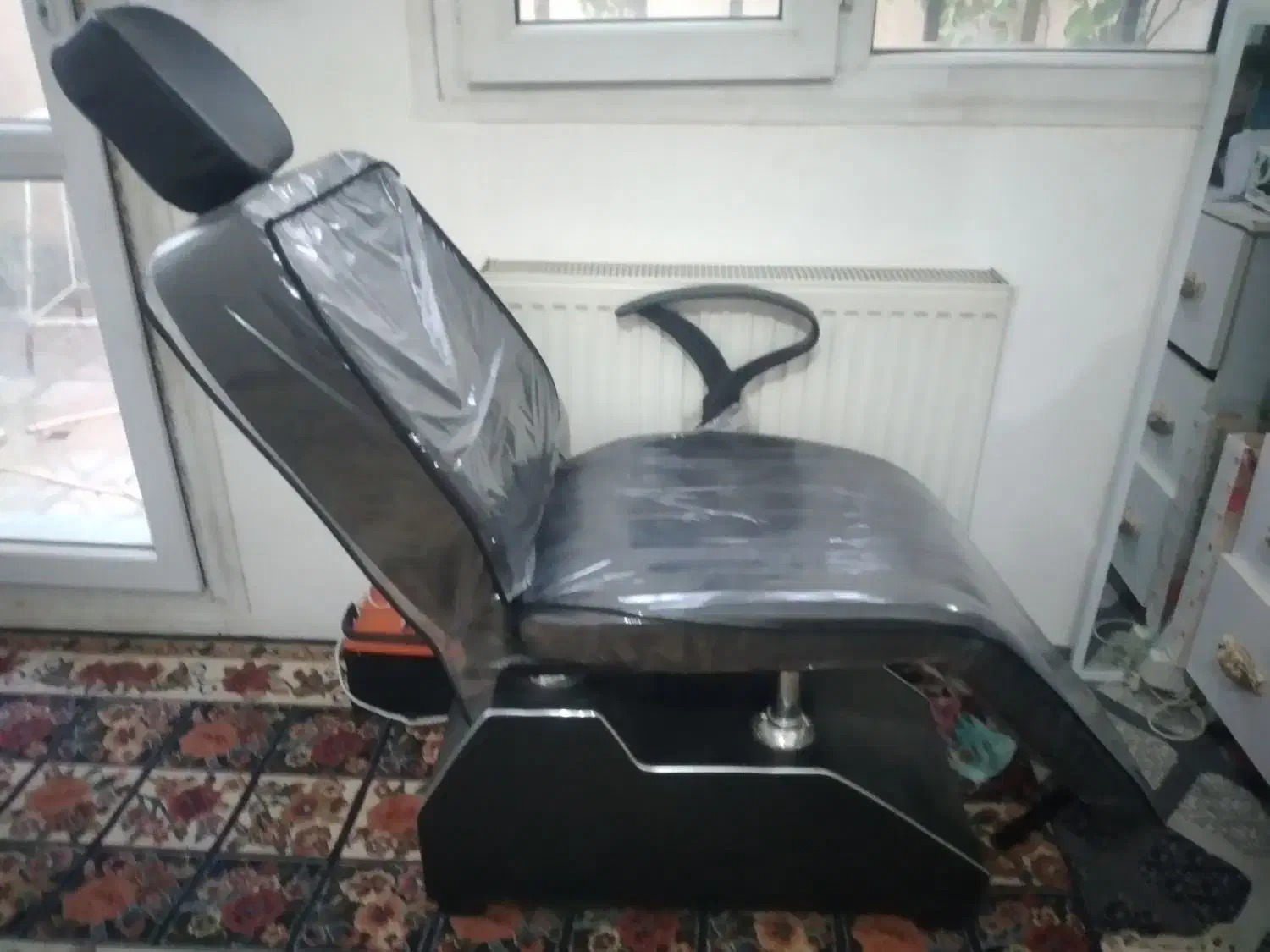 صندلی ارایشگاه نونو|آرایشگاه و سالنهای زیبایی|رضویه, |دیوار