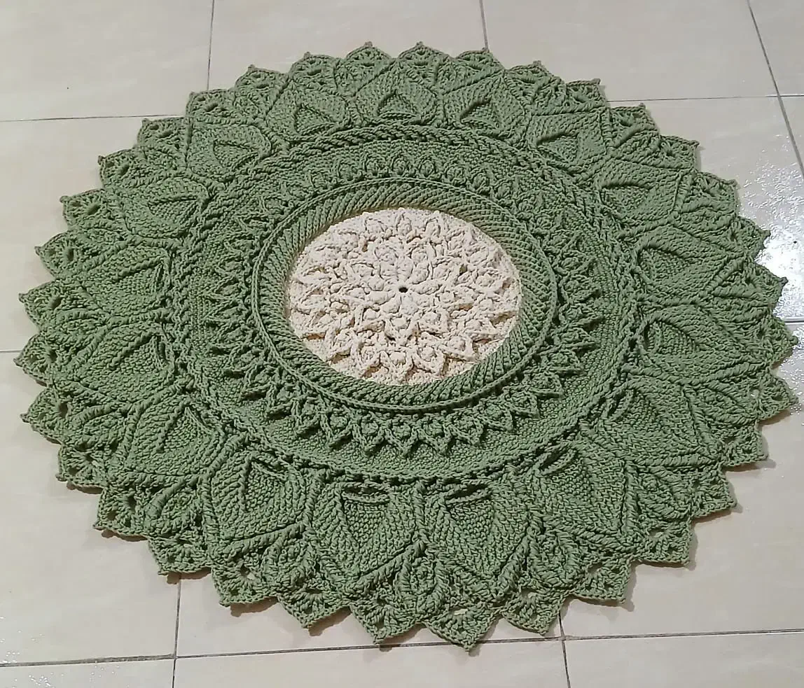 فرشینه سبز کرم ۱متری آماده تحویل|فرش|تهران, علی‌آباد|دیوار