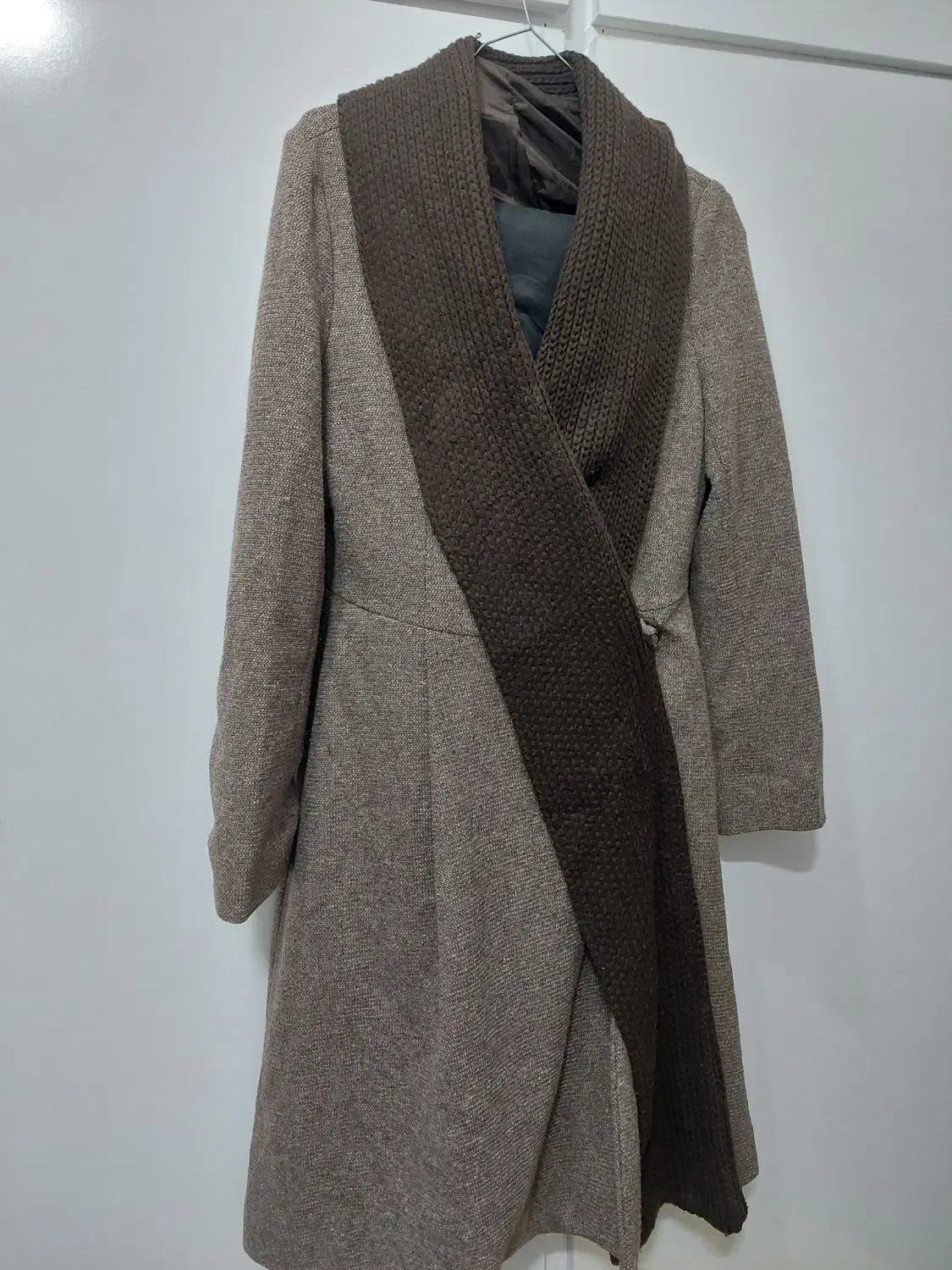 پالتو و بارونی|لباس|مشهد, کوی ولیعصر|دیوار