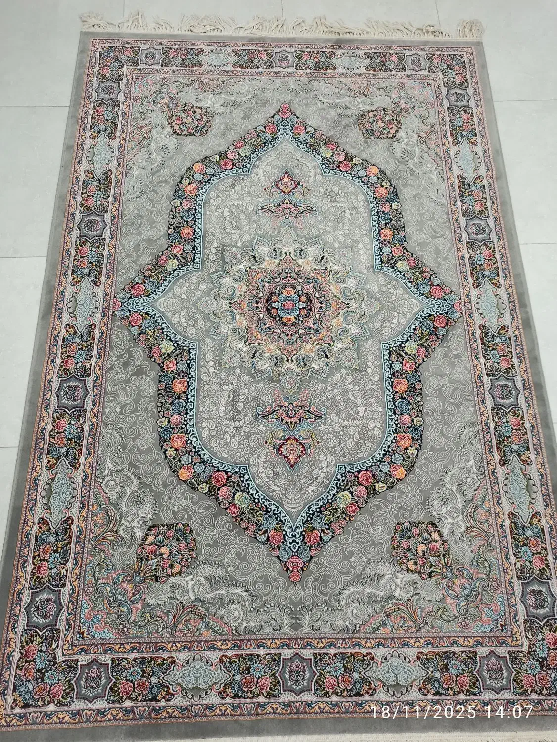 فرش 9و4متری|فرش|رشت, رودباری|دیوار