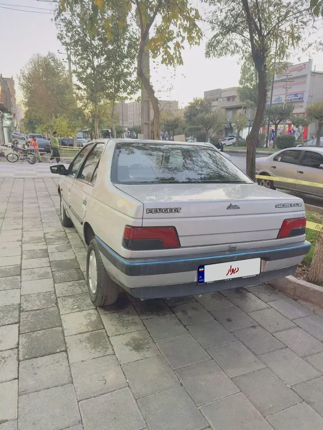 405در حد ایینه|خودرو سواری و وانت|سقز, |دیوار