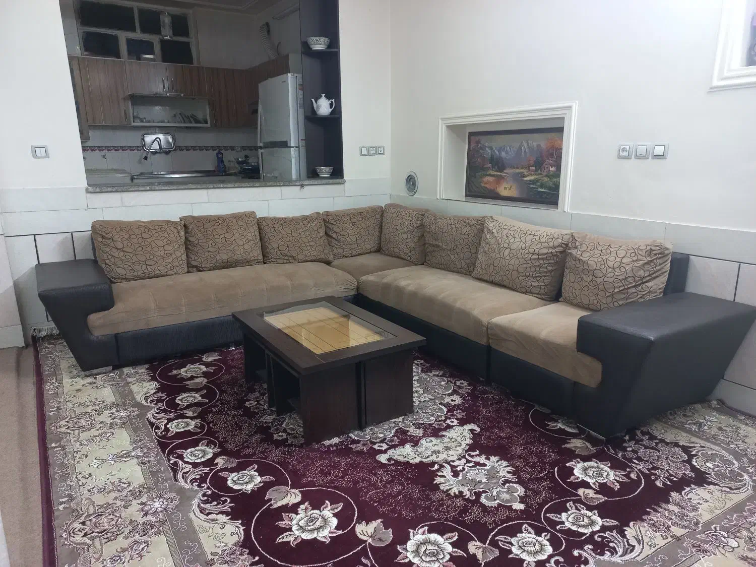 مبلL ال هشت نفره راحتی/میز و گل میزMDFویترین دار|مبلمان خانگی و میز عسلی|شیراز, باهنر|دیوار