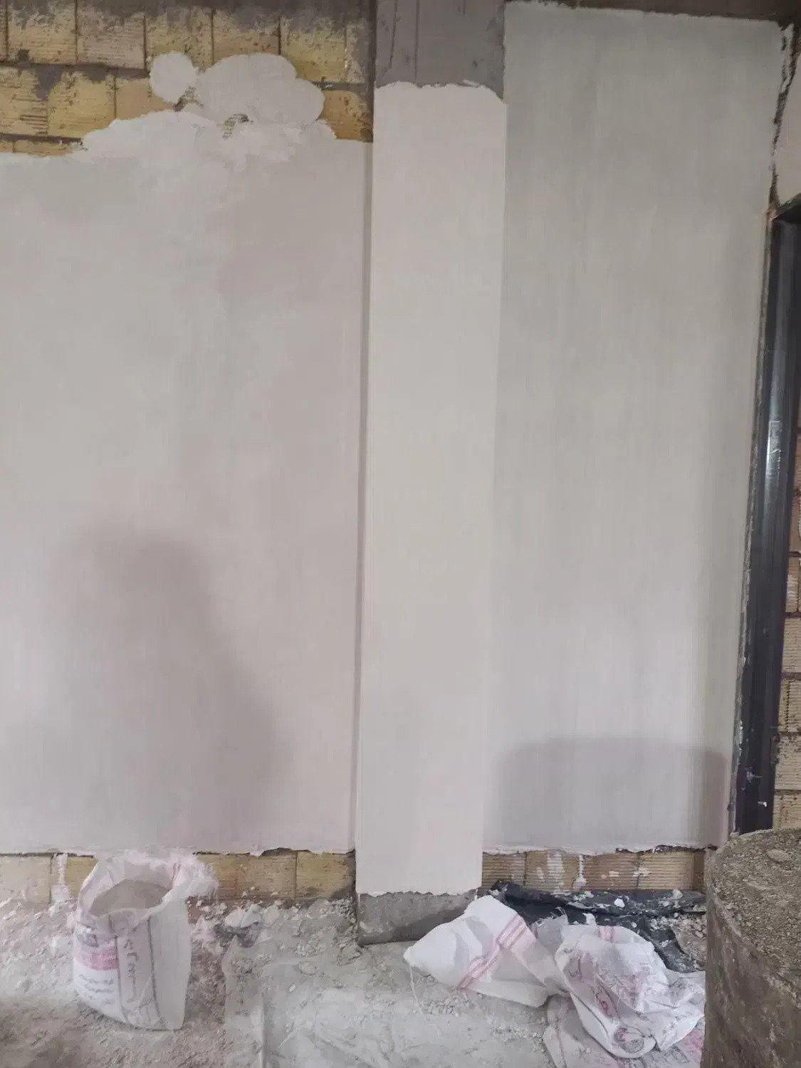 گچکاری و لکه گیری|خدمات پیشه و مهارت|شیراز, دشت چنار|دیوار