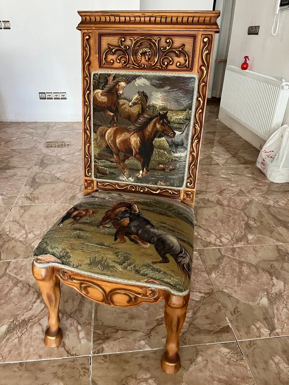 مبلمان منبت کاری به دست استاد بنام اصفهانی|مبلمان خانگی و میز عسلی|اصفهان, چرخاب|دیوار