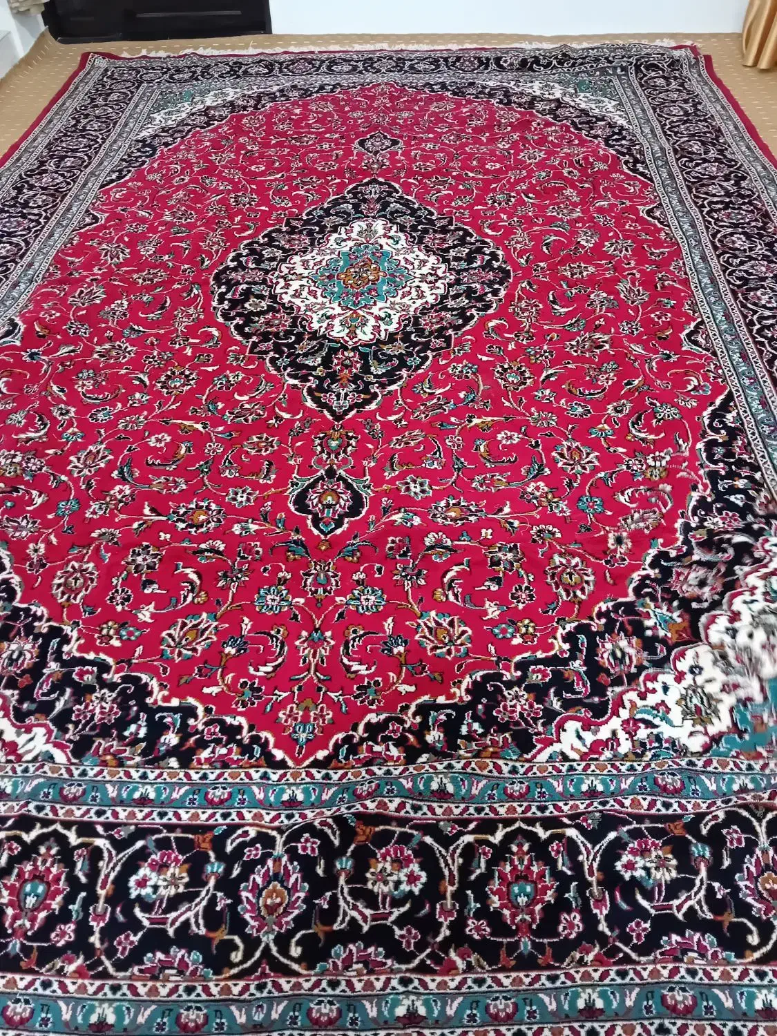 فرش ۱۲ متری|فرش|کرمانشاه, |دیوار