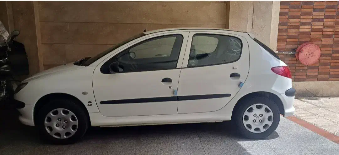 پژو ۲۰۶ تیپ ۲ مدل ۱۴۰۰ کم کار|خودرو سواری و وانت|تهران, مینای جنوبی|دیوار