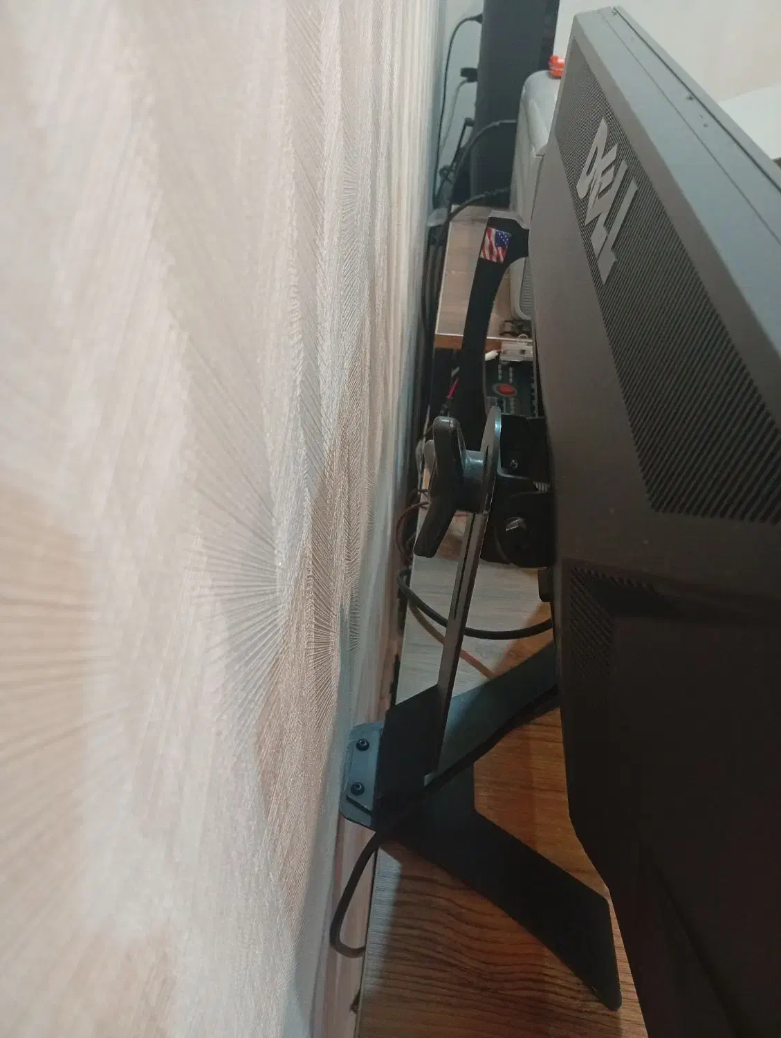 مانیتور ۲۲ اینچ دل استوک|قطعات و لوازم جانبی رایانه|اندیشه, اندیشه فاز ۳|دیوار