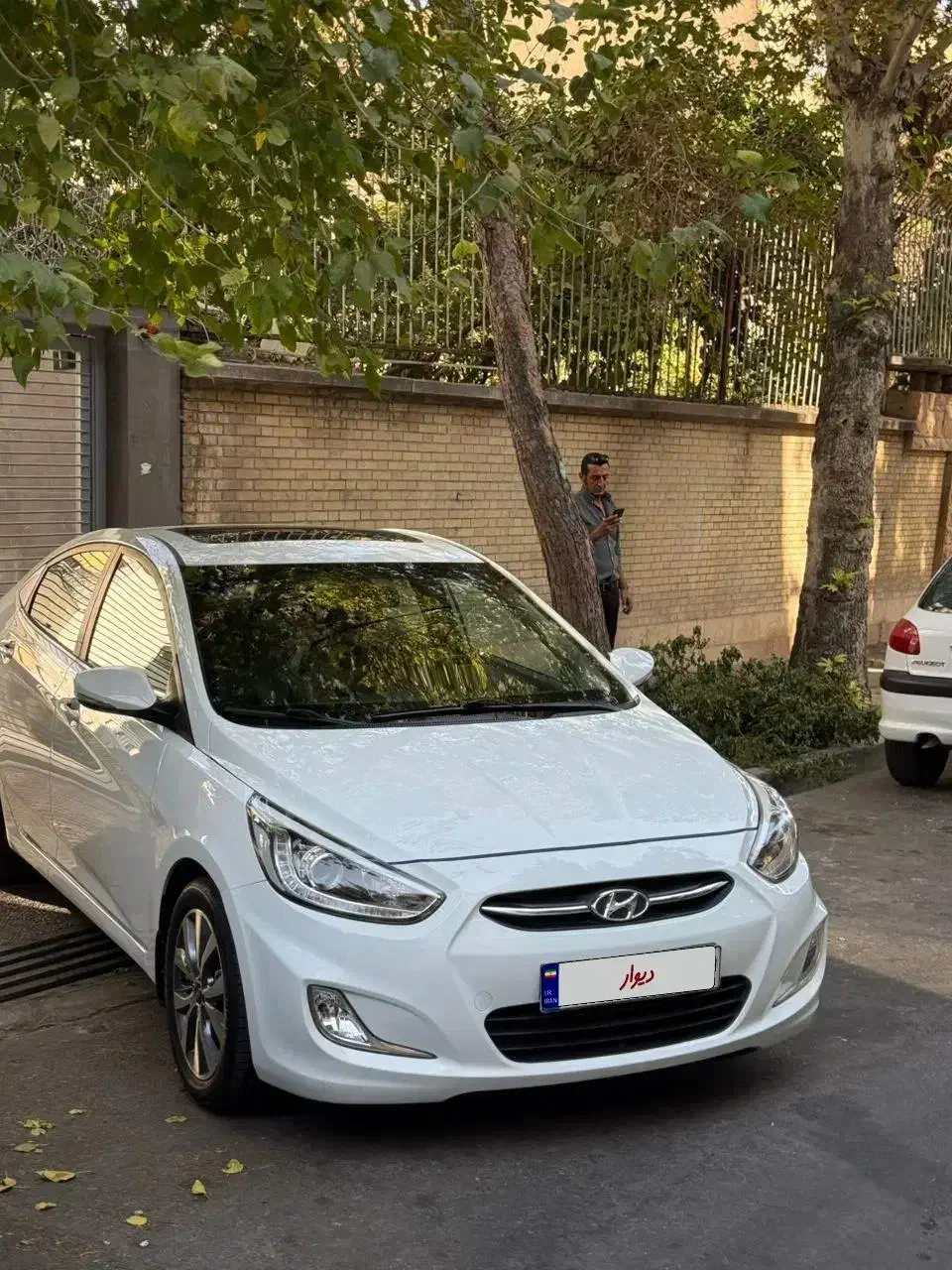 اکسنت ۲۰۱۶ موتور بلو|خودرو سواری و وانت|شیراز, سینما سعدی|دیوار