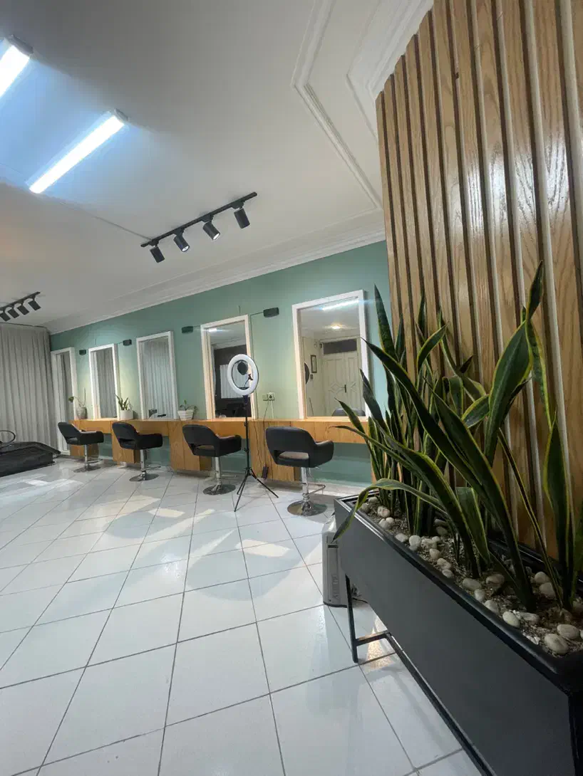 اجاره لاین زیبایی|خدمات آرایشگری و زیبایی|مشهد, هنرستان|دیوار