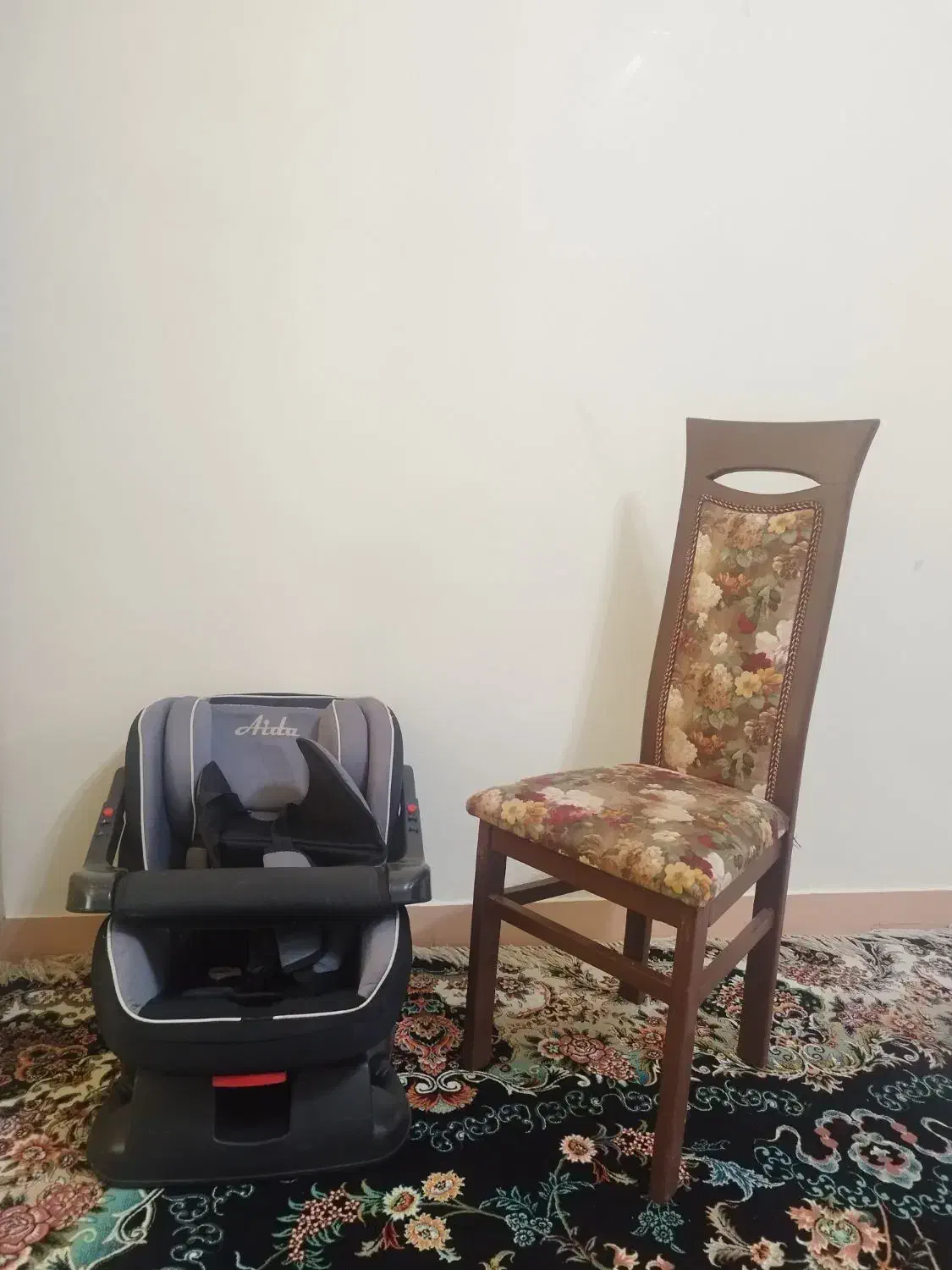 صندلی|صندلی و نیمکت|گتوند, |دیوار