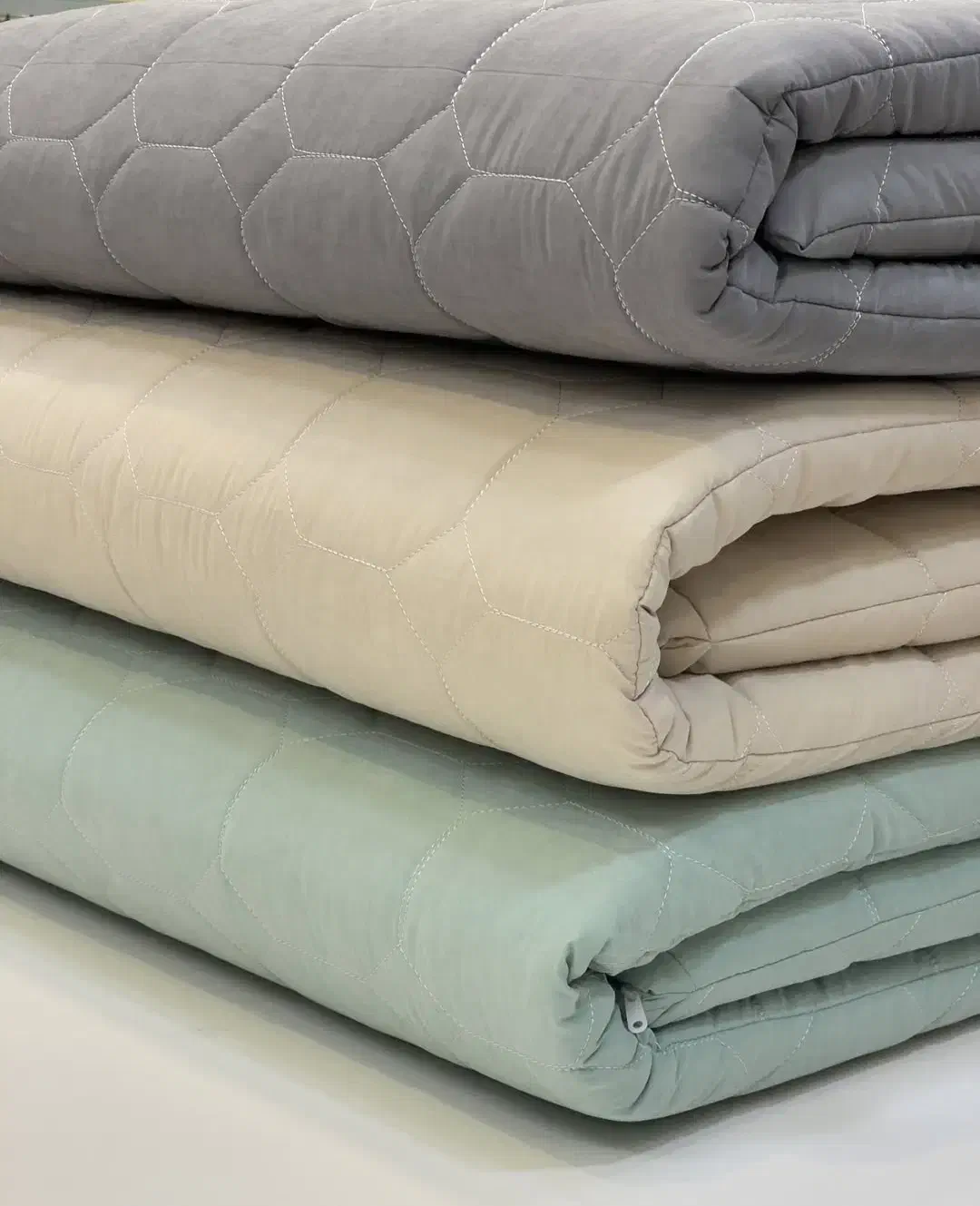 تشک خارجی برای جهیزیه و کسایی که کمر درد دارن|رختخواب، بالش، پتو|نورآباد, |دیوار