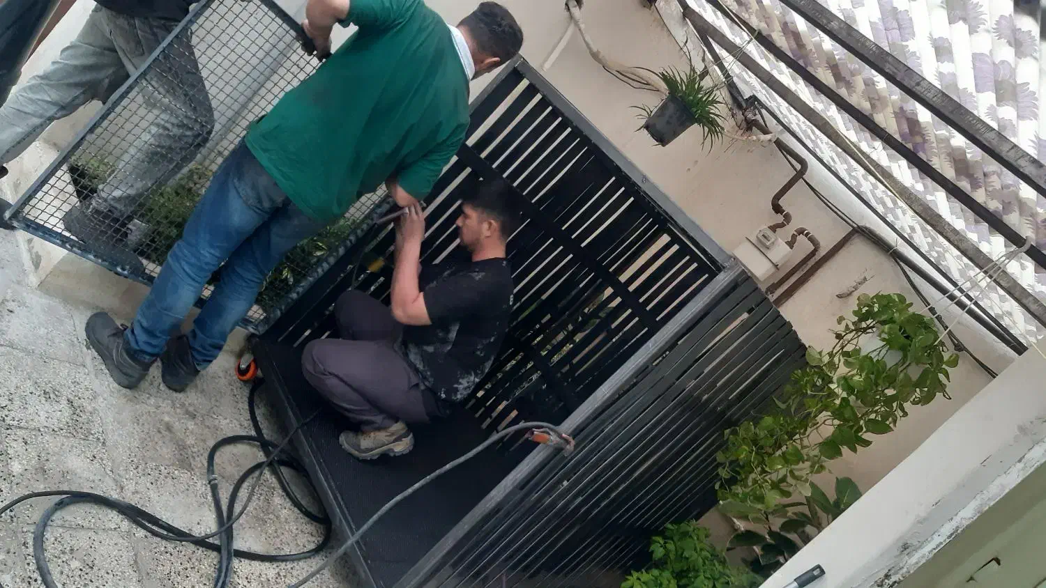 قفس آهنی بزرگ سگهای بزرگ|لوازم جانبی حیوانات|چهاردانگه (تهران), |دیوار