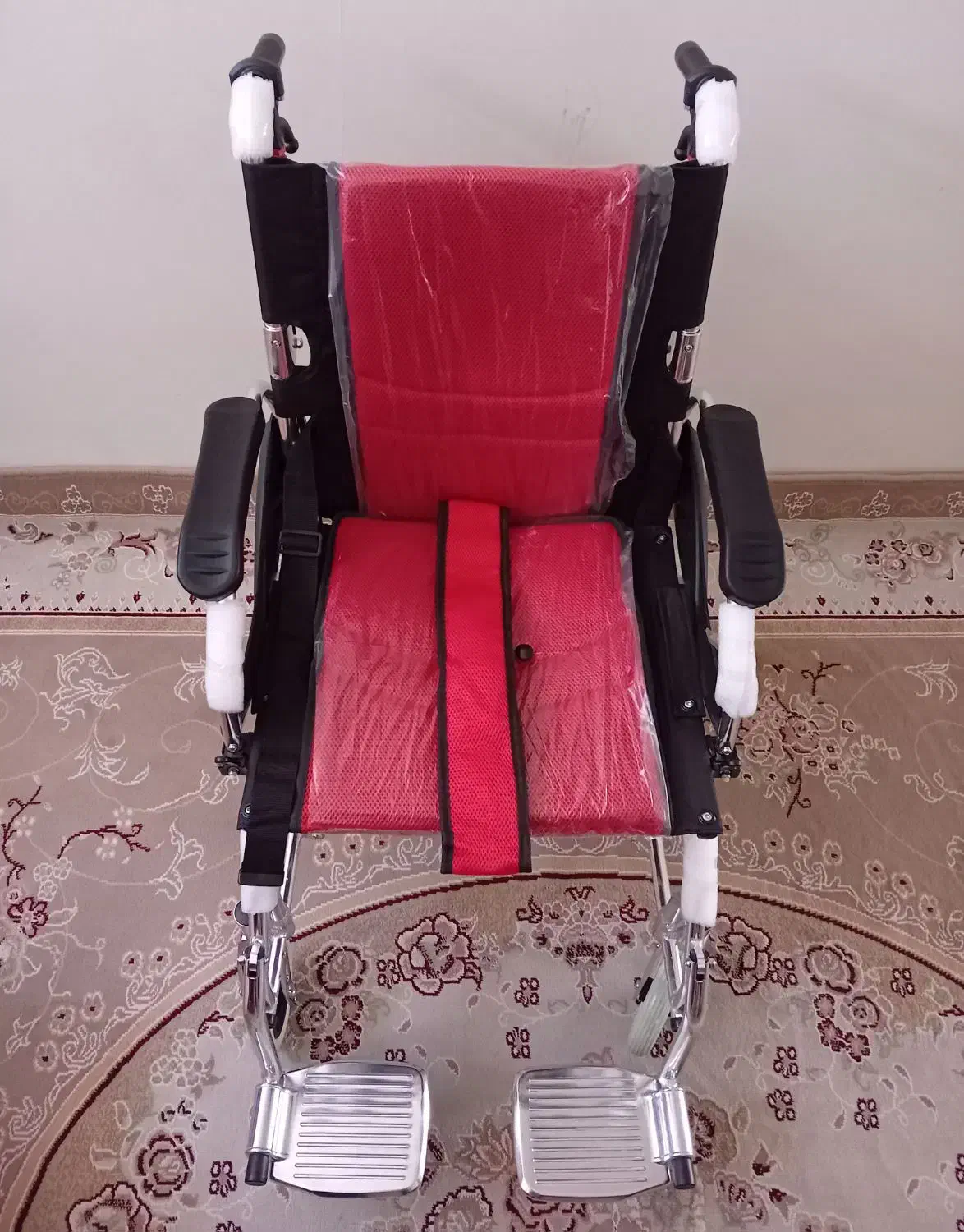 ویلچر طبی کاملا نو|آرایشی، بهداشتی، درمانی|تبریز, |دیوار