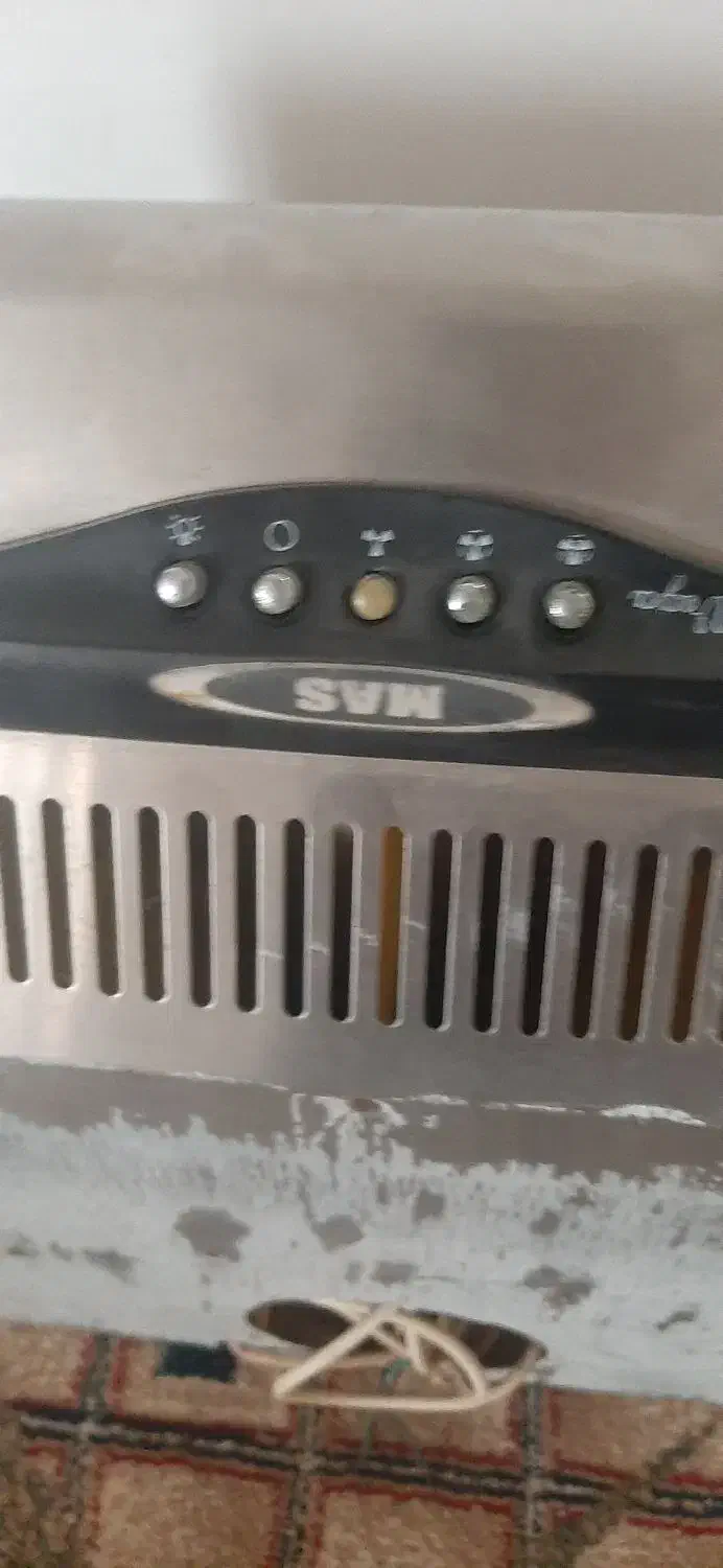 هود|هود|کازرون, |دیوار