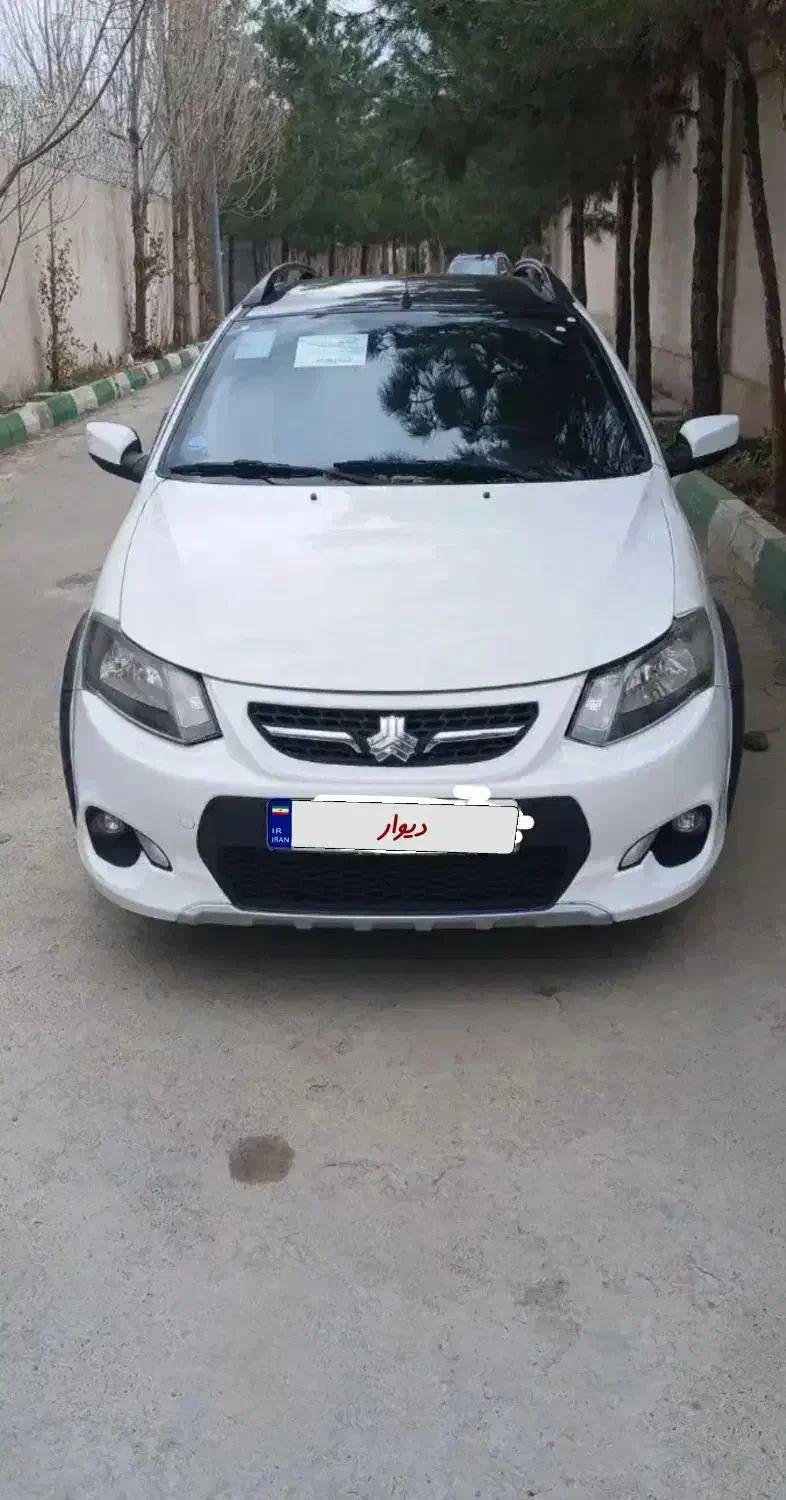 کوییک آر مدل۱۴۰۰ سقف مشکی با رینگ فول ترین نسخه|خودرو سواری و وانت|ساری, |دیوار