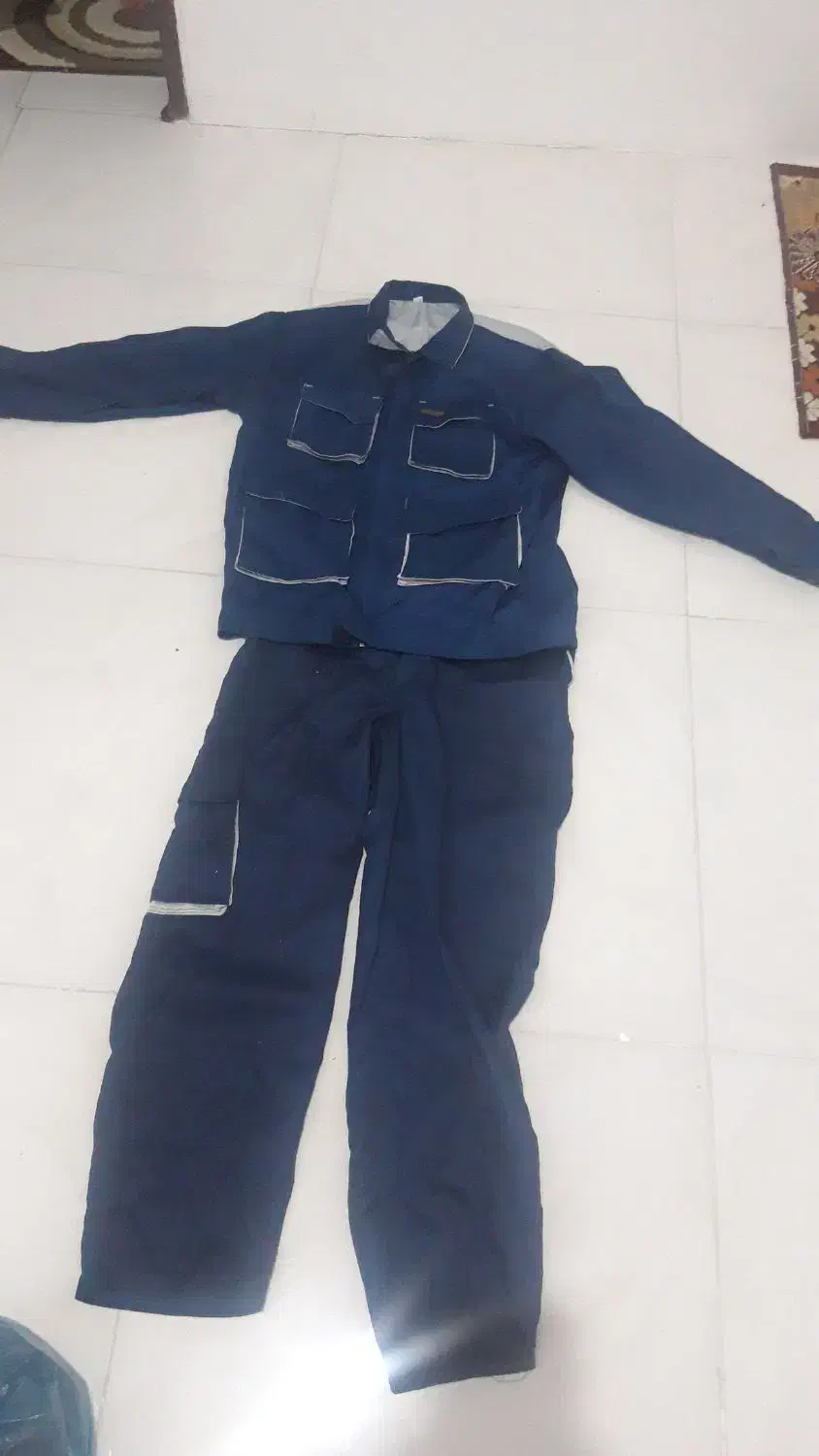 لباس کار نو|لباس|بهارستان, |دیوار