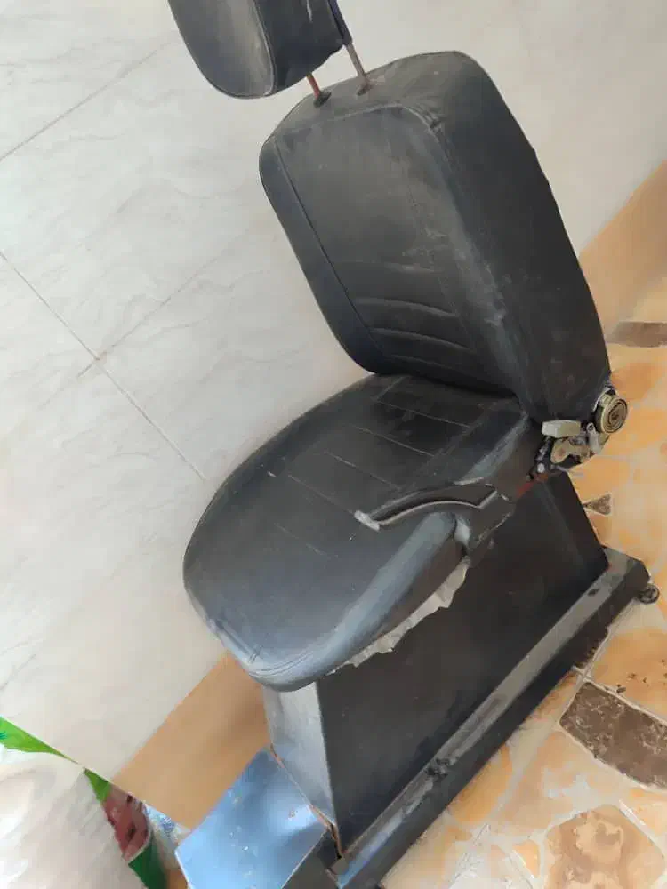 صندلی اصلاح|آرایشگاه و سالنهای زیبایی|رامهرمز, |دیوار