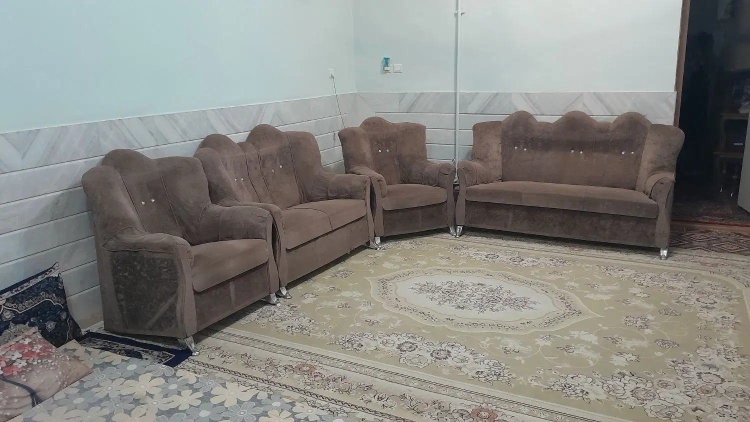 فروش مبل|مبلمان خانگی و میز عسلی|نجف‌آباد, یزدانشهر|دیوار