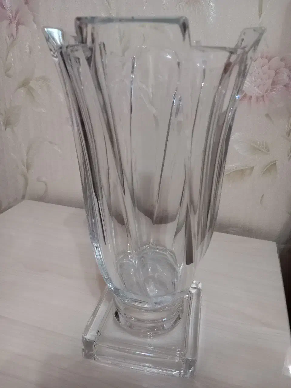 گلدان vonyx چک|صنایع دستی و سایر لوازم تزئینی|تهران, دانشگاه شریف|دیوار