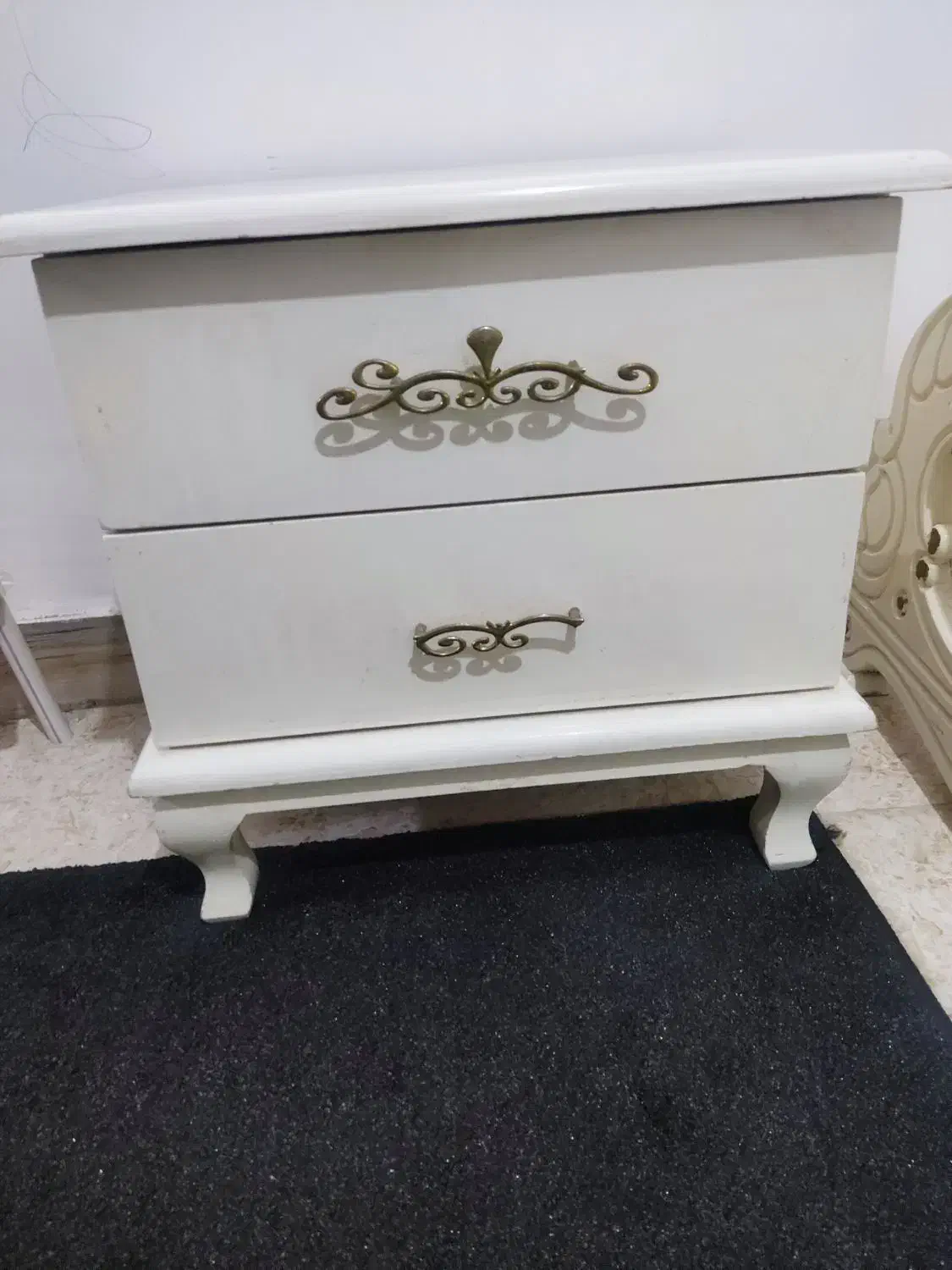 دراور کوچک|جاکفشی، کمد، دراور|رباط‌کریم, کاظم‌آباد|دیوار