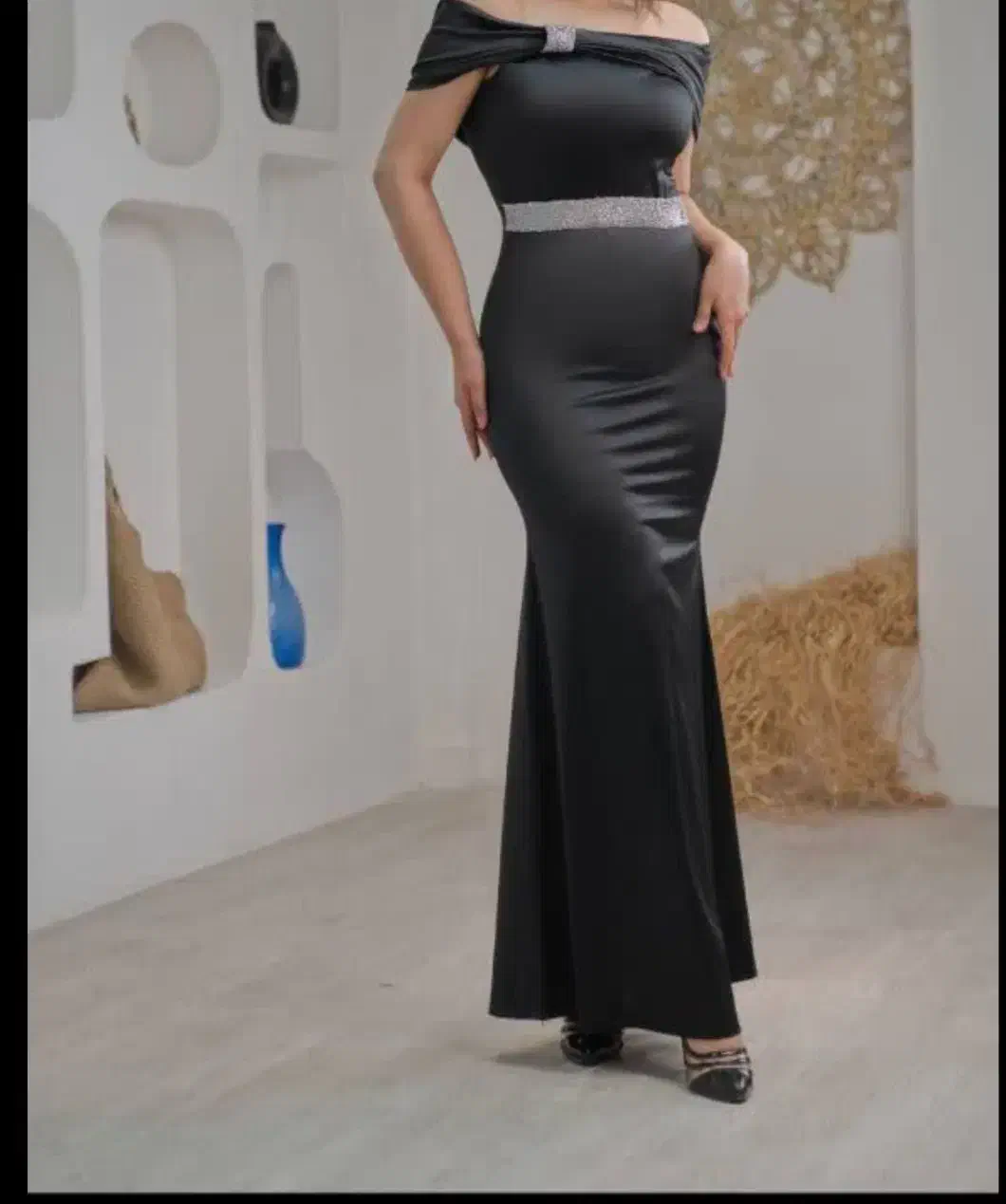 لباس مجلسی|لباس|سبزوار, کاشفی شمالی (دادگستری)|دیوار