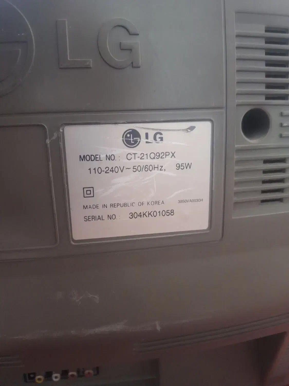 ۲عددتلویزیون۲۱و۱۴ اینچ|تلویزیون و پروژکتور|شوش, |دیوار