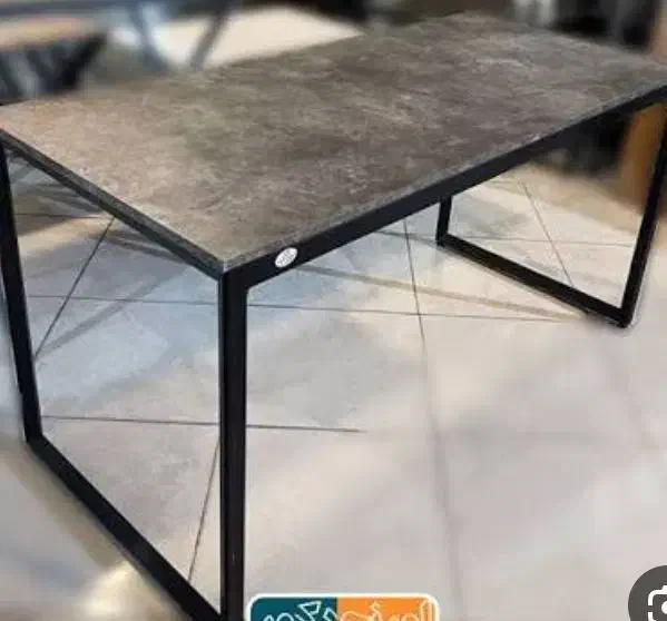 میز کار آهنی|میز تحریر و کامپیوتر|قلعه نو, |دیوار