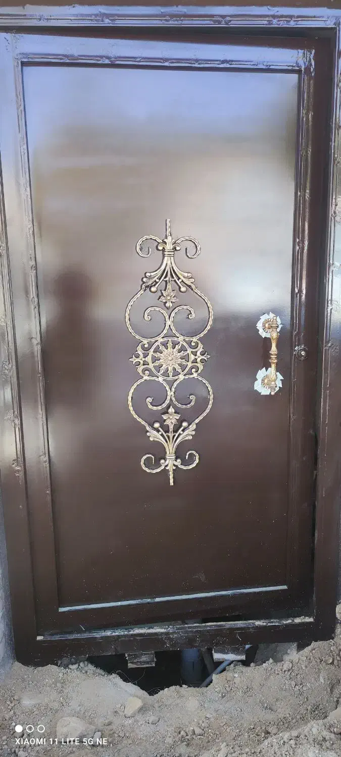 نقاشی ساختمان مدرن|خدمات پیشه و مهارت|آباده, |دیوار