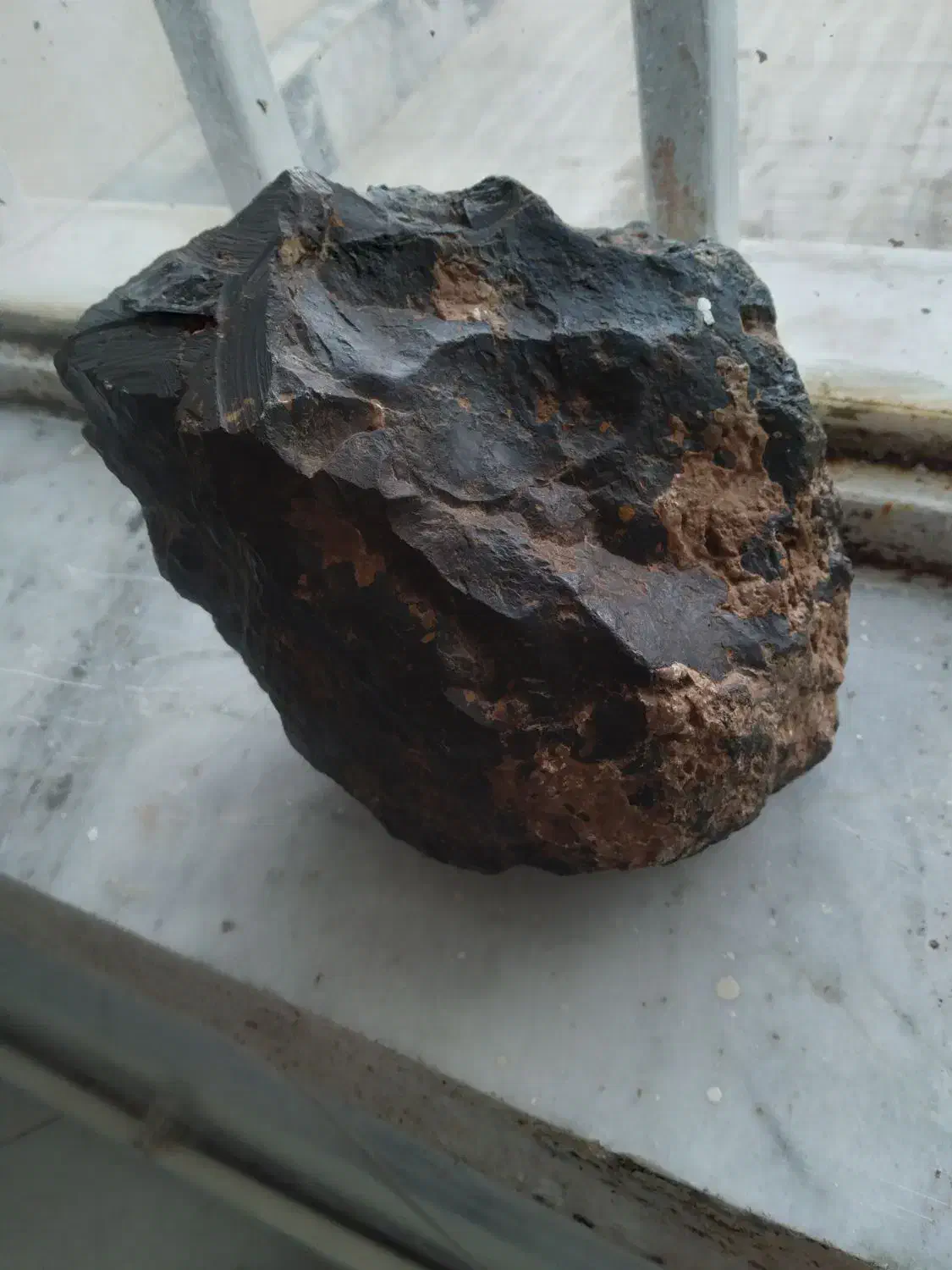 شهابسنگ سنگین|جواهرات|گلبهار, نوبهار|دیوار