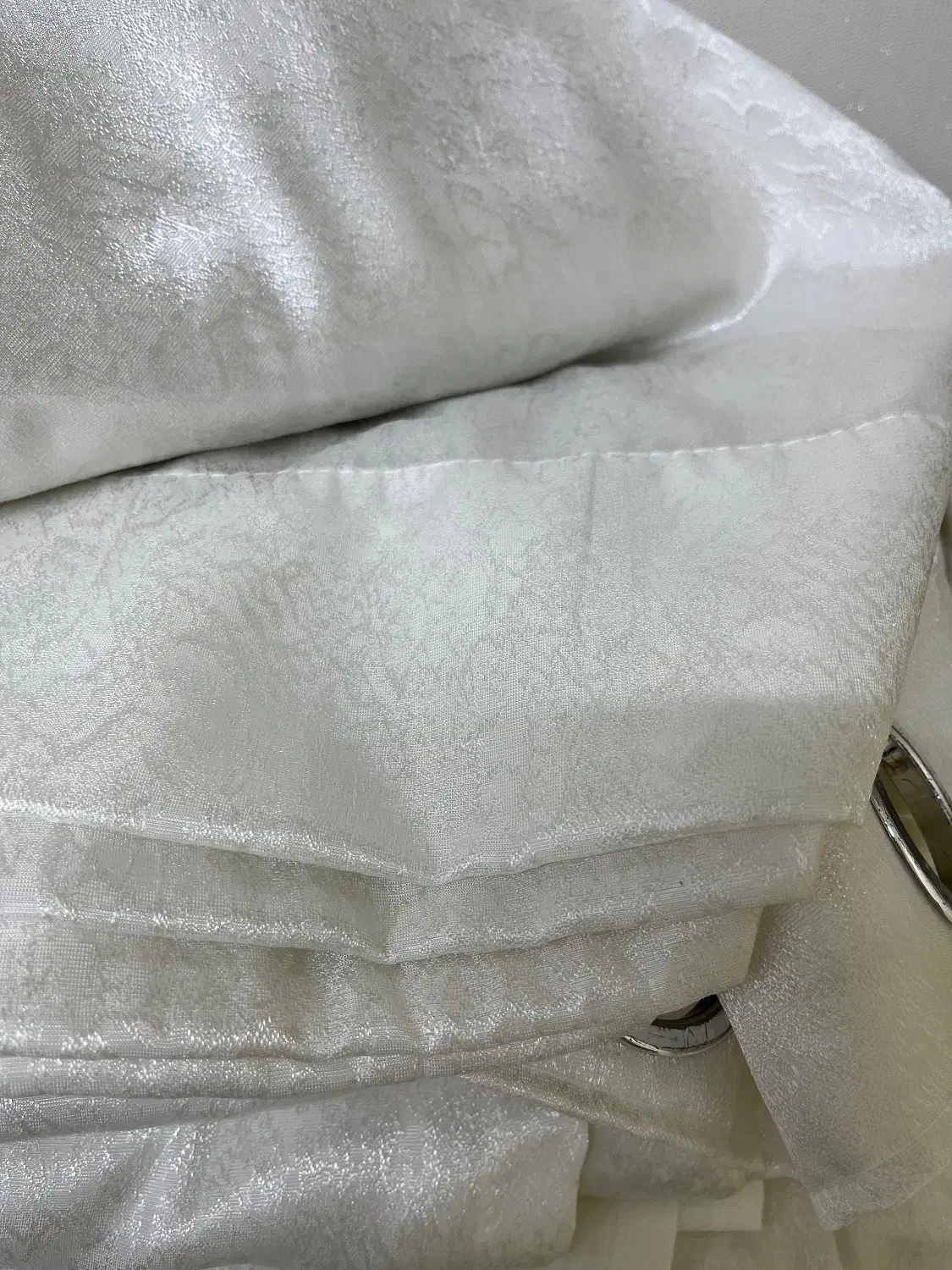 ۲عدد پرده پانچ شده حریر کتان و ۳عدد زیر پرده|پرده، رانر، رومیزی|مشهد, کوه سنگی|دیوار