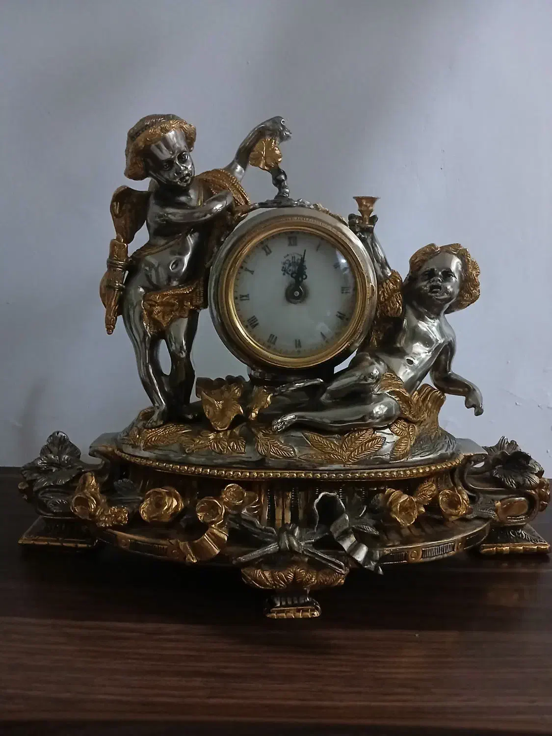 دکور|کلکسیون اشیاء عتیقه|قدس, شهر‌قدس|دیوار