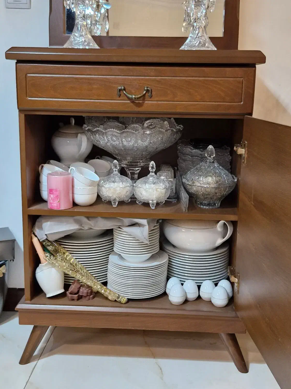 کنسول با آینه|بوفه، ویترین، کنسول|تهران, میدان ولیعصر|دیوار