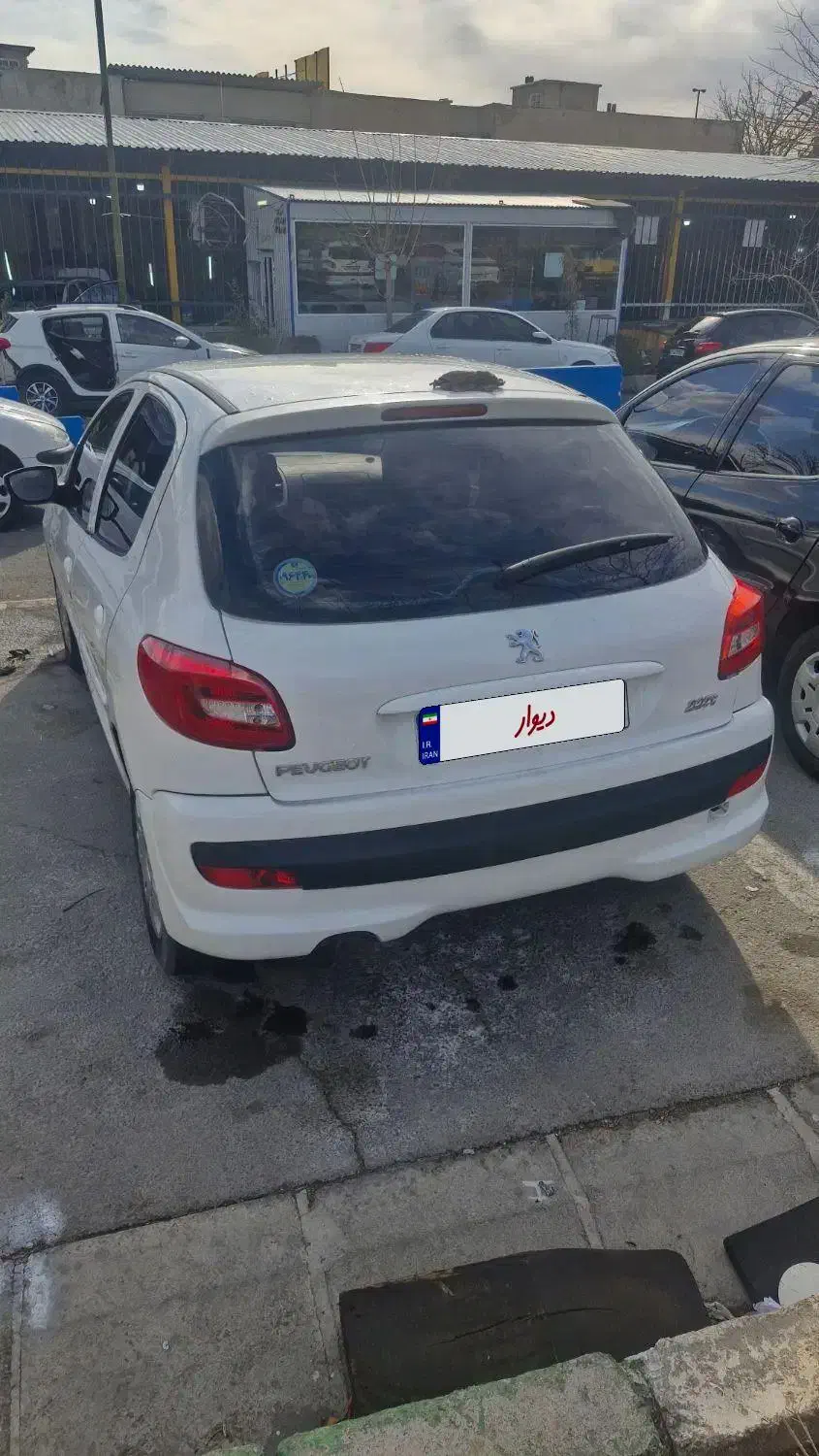 207 سقف فلز مدل ۴۰۱ بی رنگ|خودرو سواری و وانت|تهران, زعفرانیه|دیوار