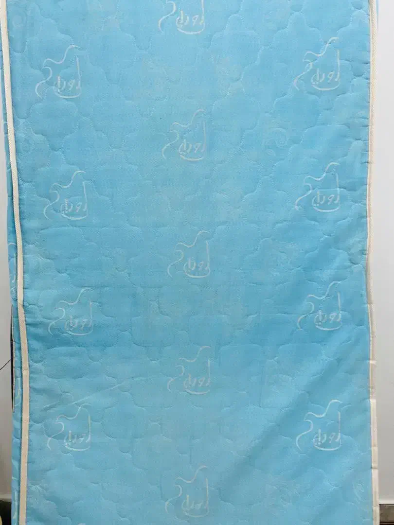 تشک طبی|تشک تختخواب|صومعه‌سرا, |دیوار