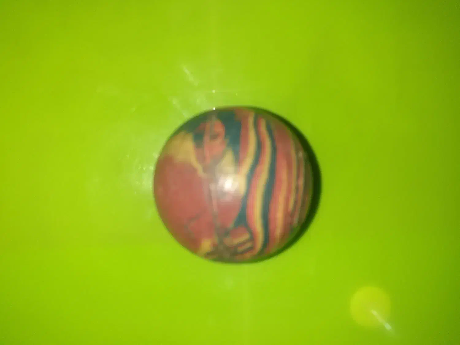 توپ شیتونک|اسباب‌‌بازی|بردسکن, |دیوار