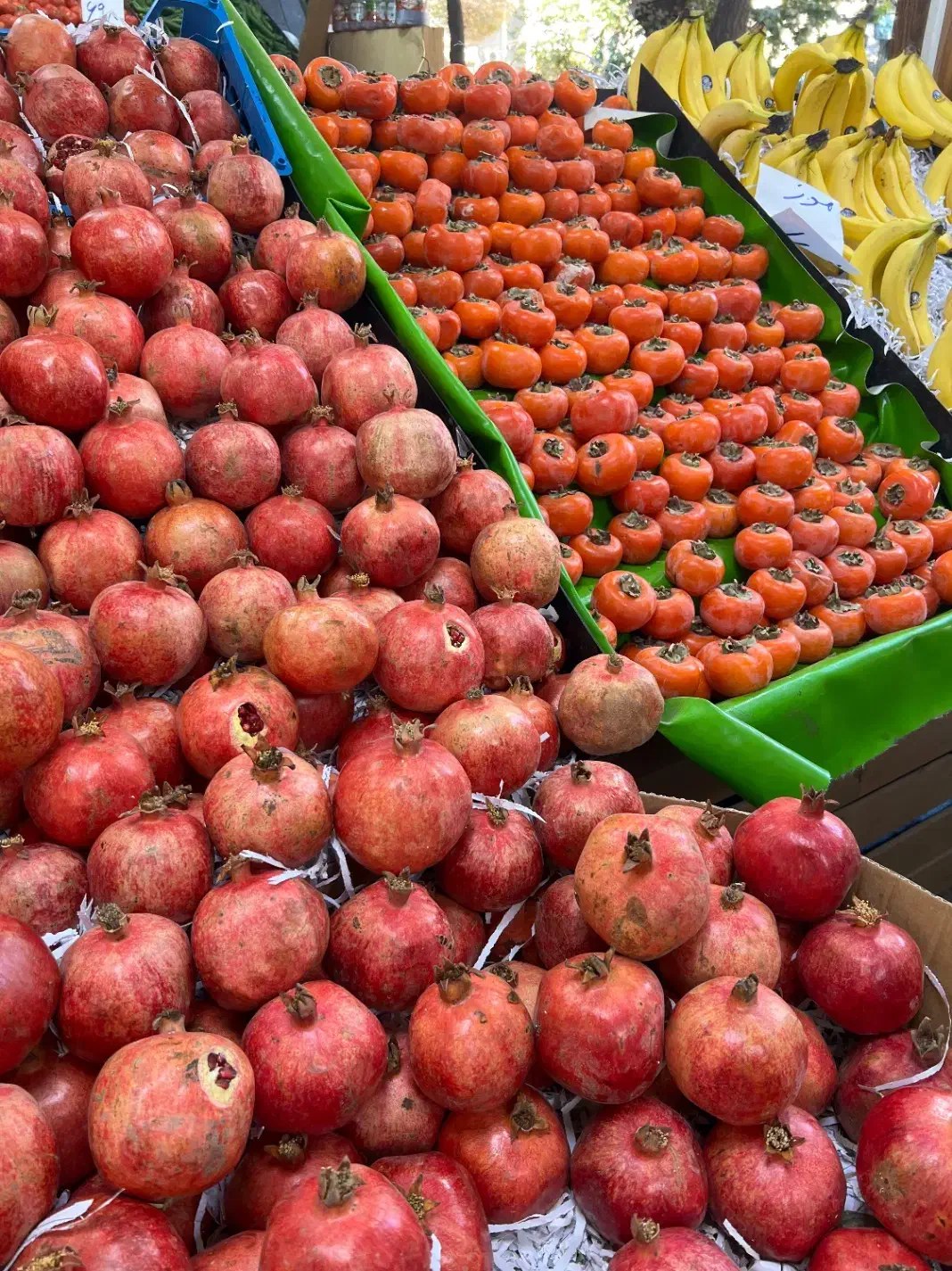 کارگر ساده و ماهر جهت میوه فروشی|استخدام خدمات فروشگاه و رستوران|ری, منصوریه منگل|دیوار