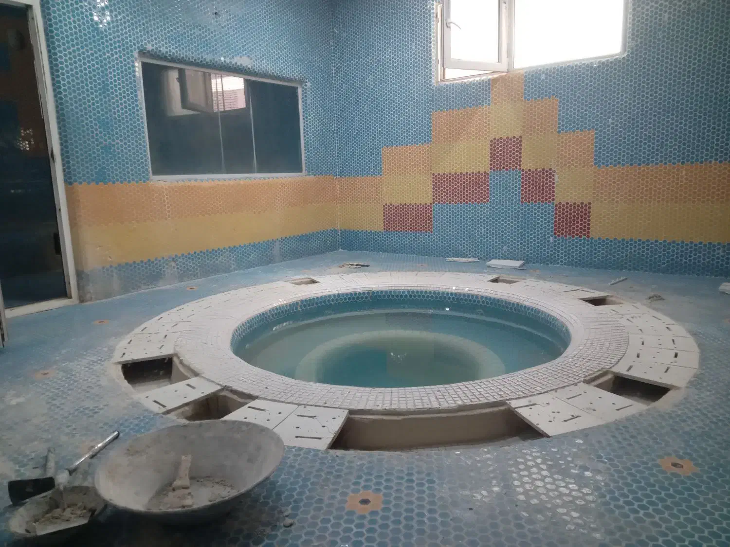 کلیه امورساختمان بناسیمانکار دیوار جوشکارزیرقیمت|خدمات پیشه و مهارت|تویسرکان, |دیوار