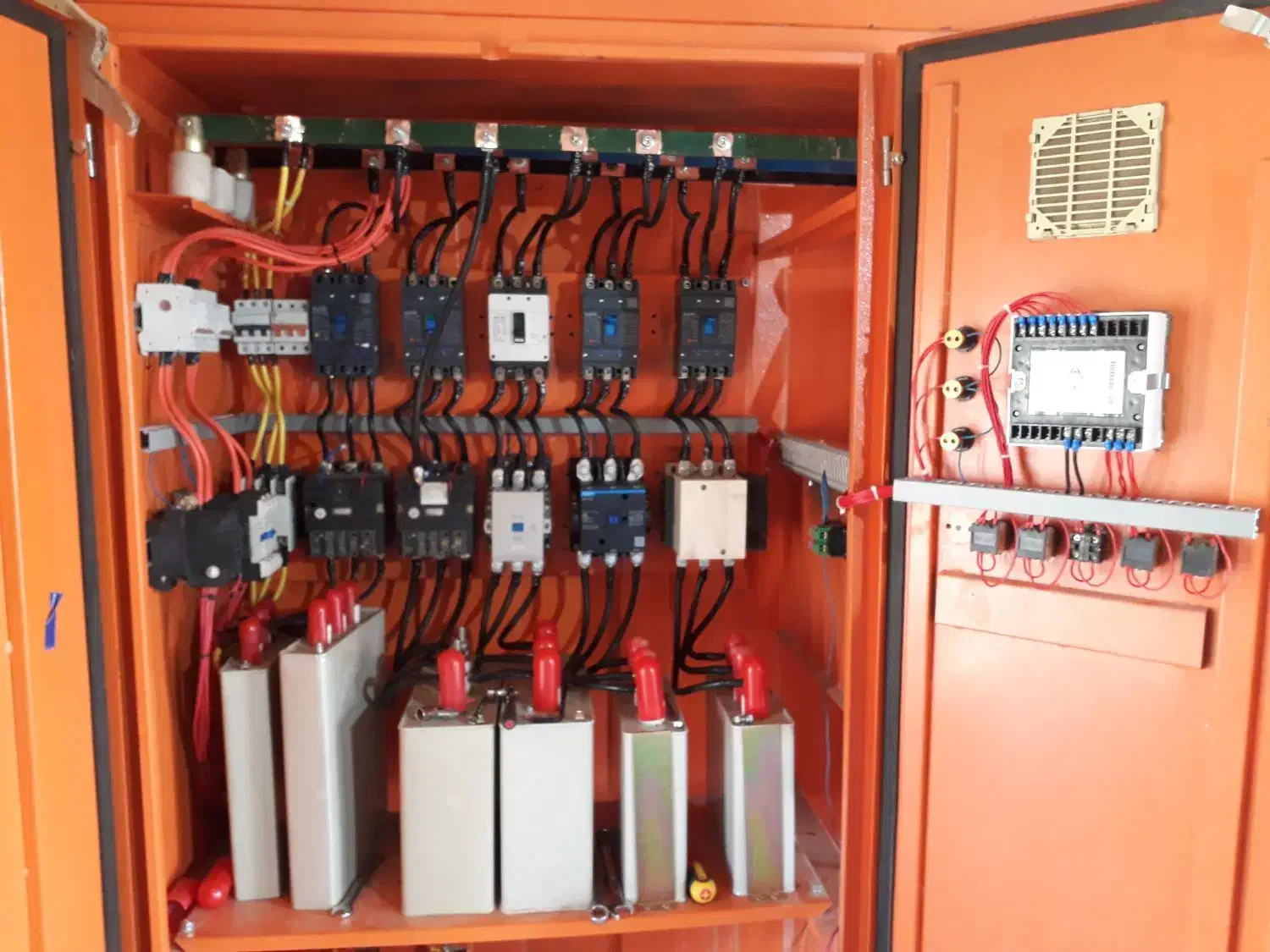 برقکار صنعتی ژنراتور درایو چیلر سرویس فن کویل|خدمات پیشه و مهارت|کرمانشاه, |دیوار