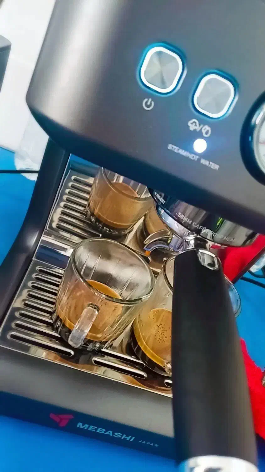 اسپرسوز ساز نیمه صنعتی مباشی ۲۱۰۴ در حد نو|کافی‌شاپ و رستوران|بروجن, |دیوار