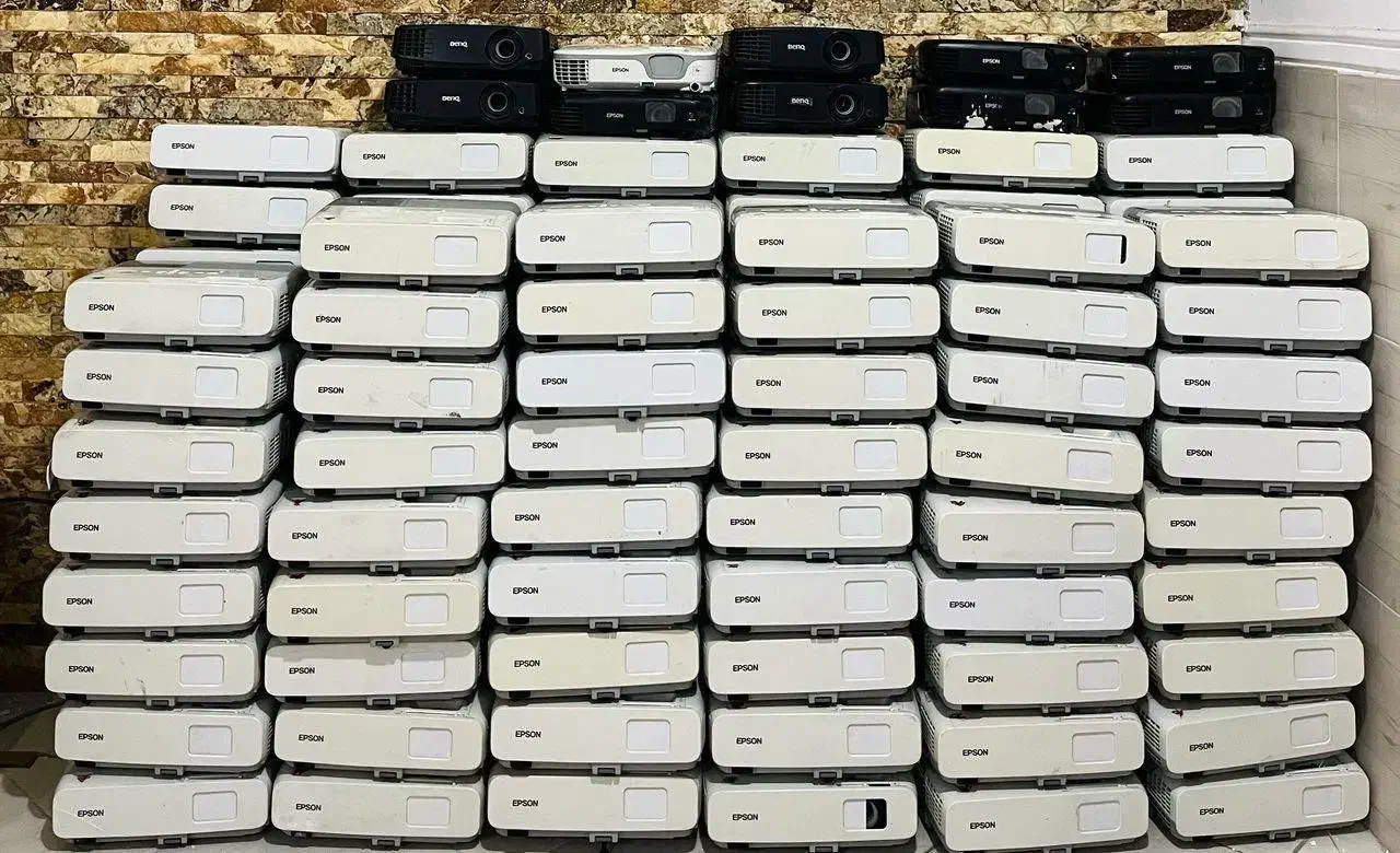 ویدئو پروژکتور مناسب مدارس فضای روشن|تلویزیون و پروژکتور|بوشهر, |دیوار