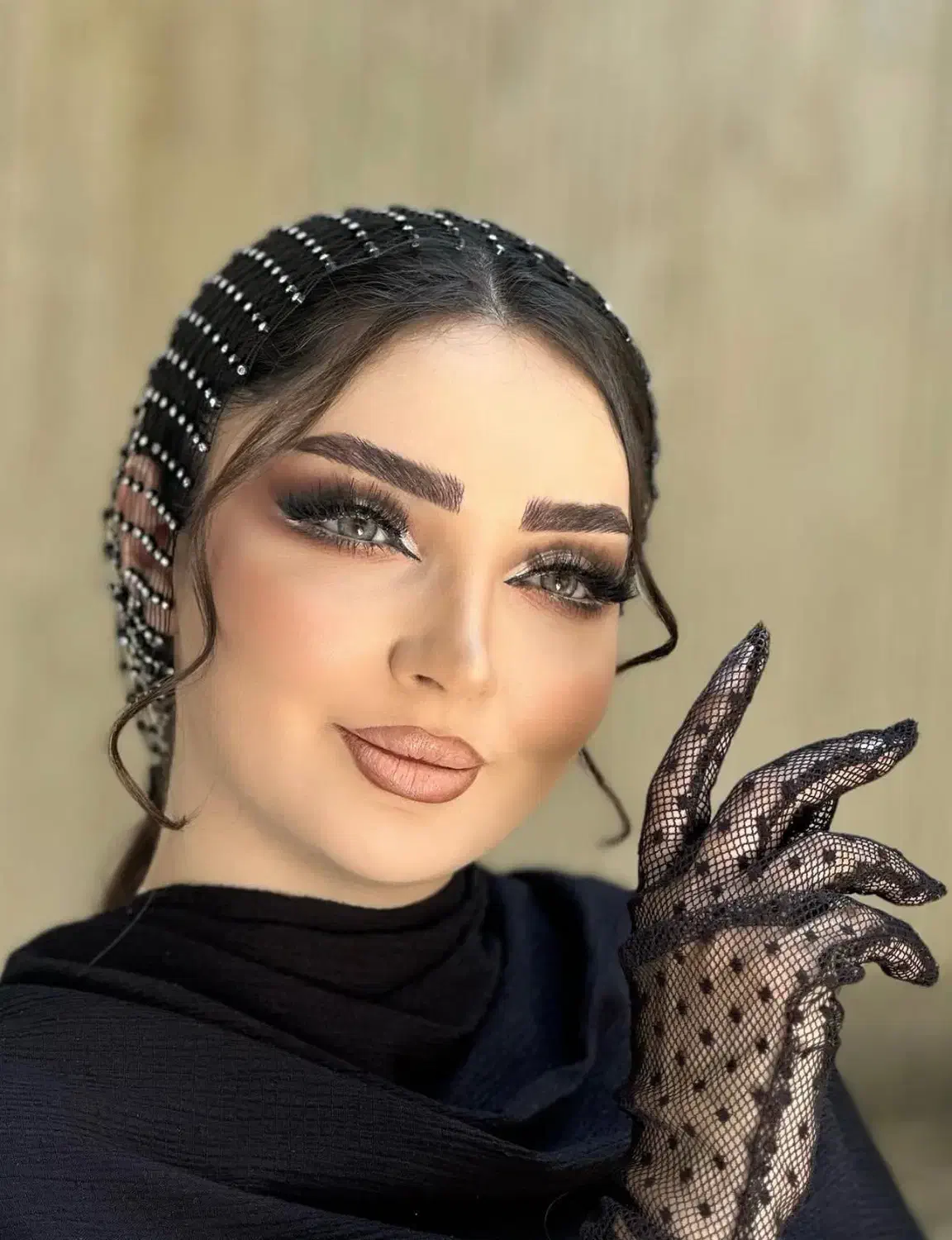 میکاپ و شنیون با جشنواره تخفیف|خدمات آرایشگری و زیبایی|تبریز, |دیوار