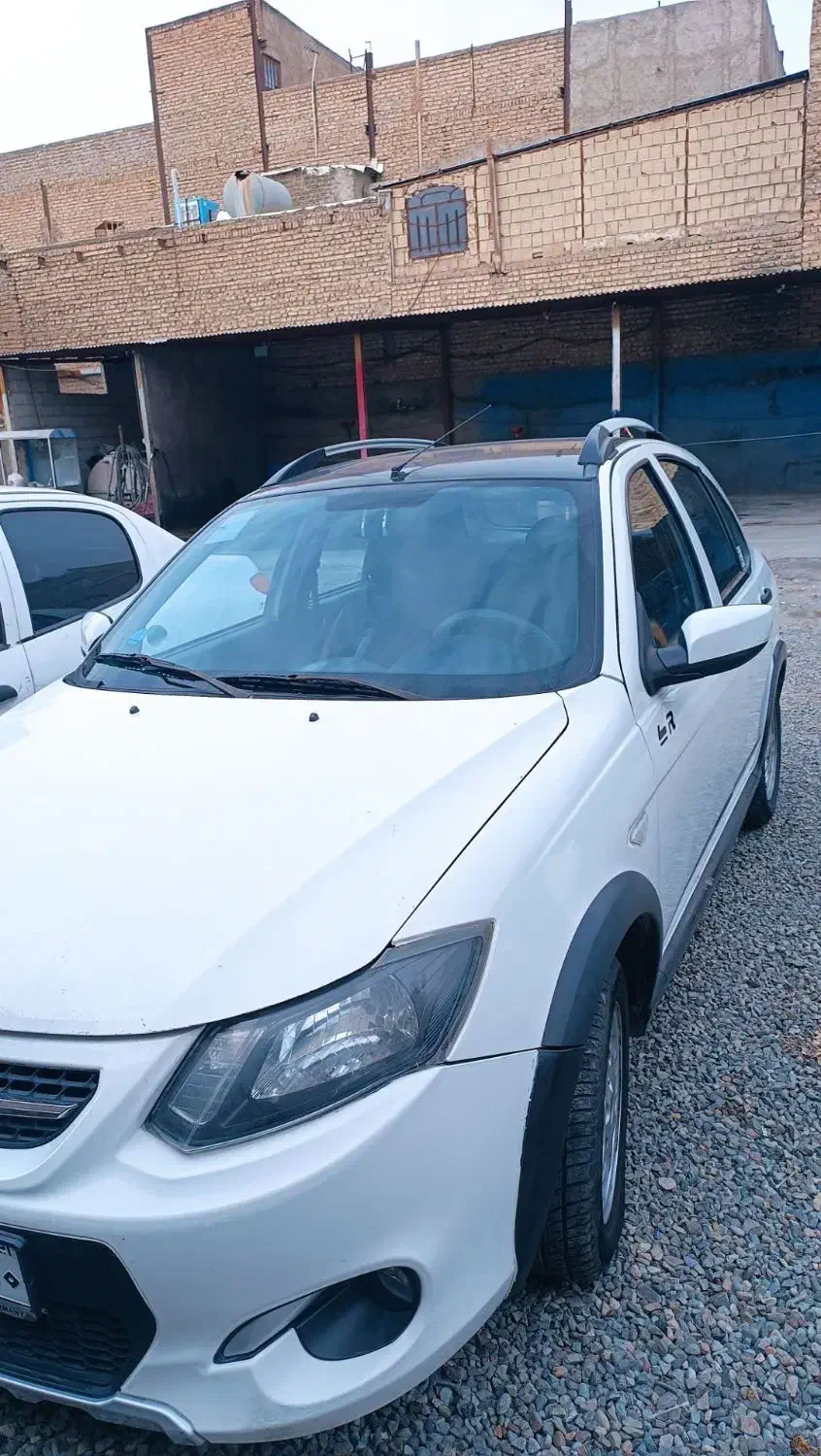 کوییکR بی رنگ مدل 1400|خودرو سواری و وانت|نسیم‌شهر, |دیوار