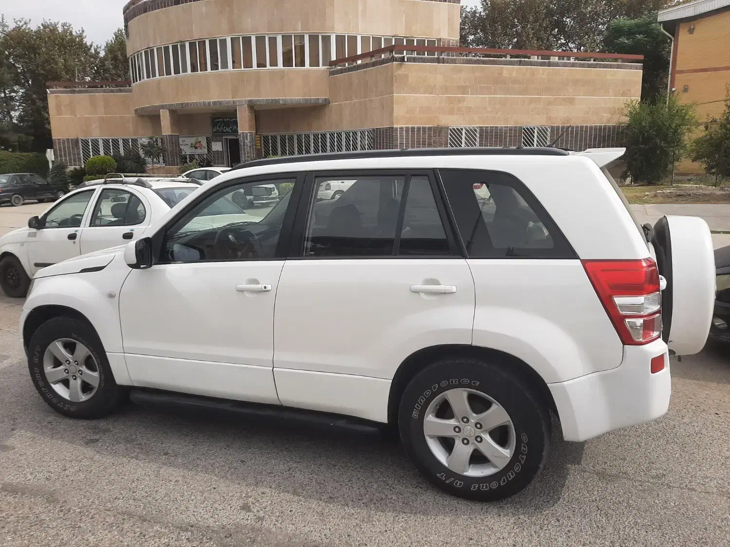 سوزوکی ویتارا۲۰۰۰|خودرو سواری و وانت|کردکوی, |دیوار