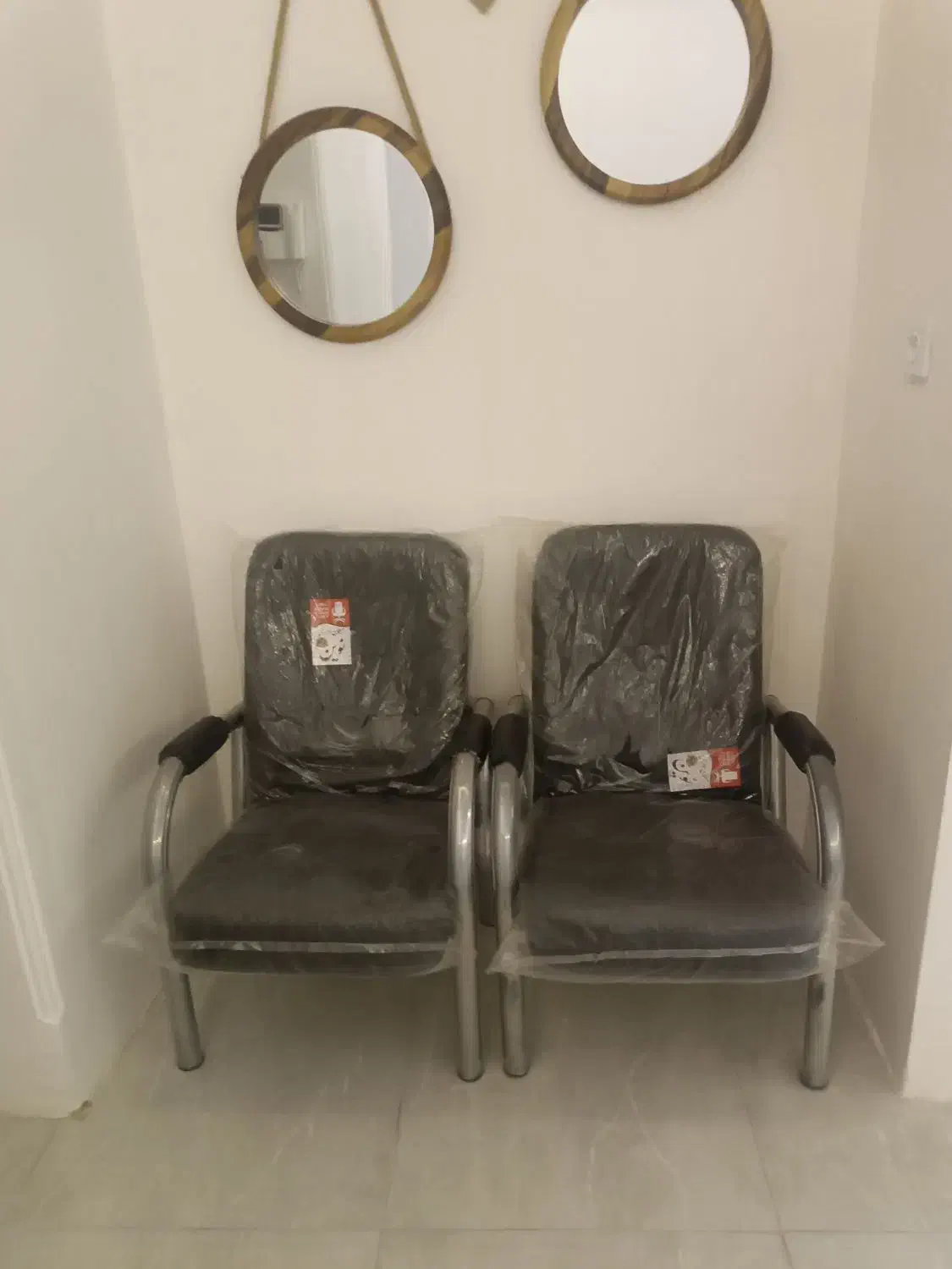 صندلی اداری|مبلمان اداری|رباط‌کریم, نصیرشهر|دیوار