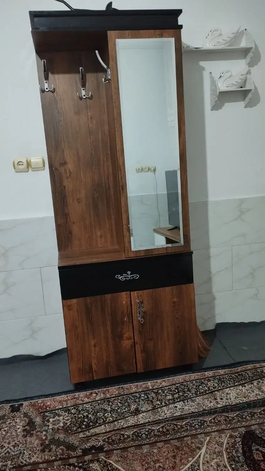 جاکفشی|جاکفشی، کمد، دراور|بجنورد, |دیوار