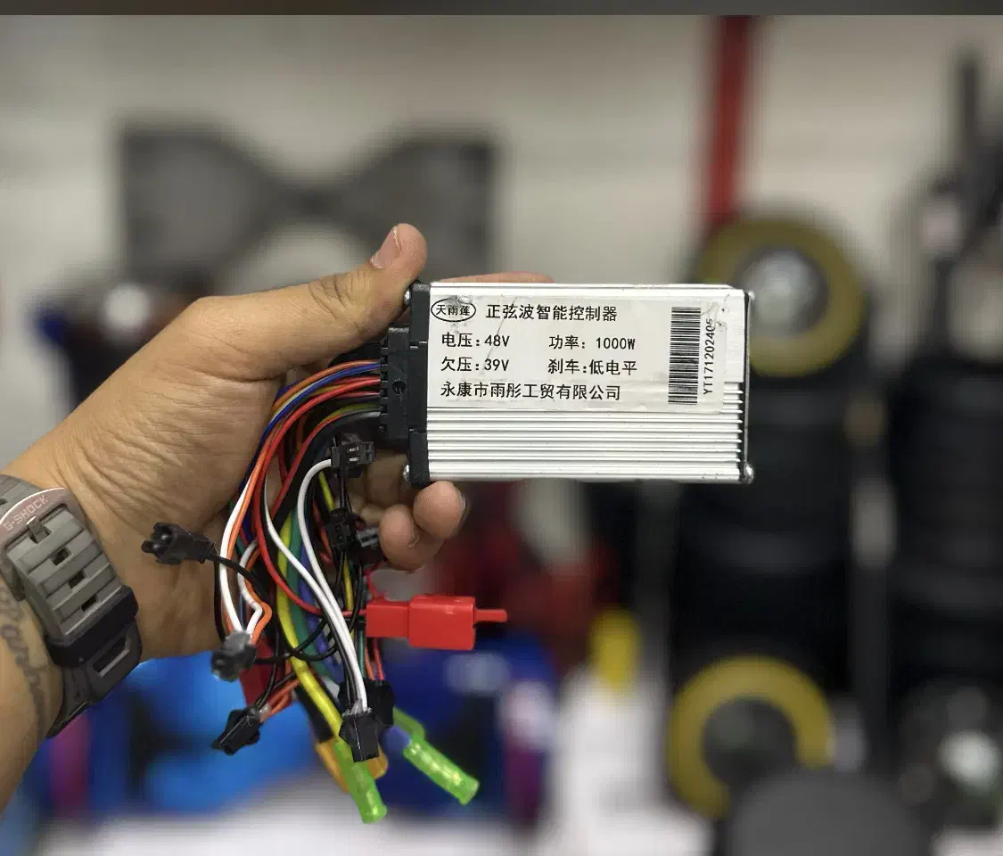 انواع قطعات(قطعه)اسکوتر برقی|قطعات یدکی و لوازم جانبی|شیراز, گلدشت معالی‌آباد|دیوار