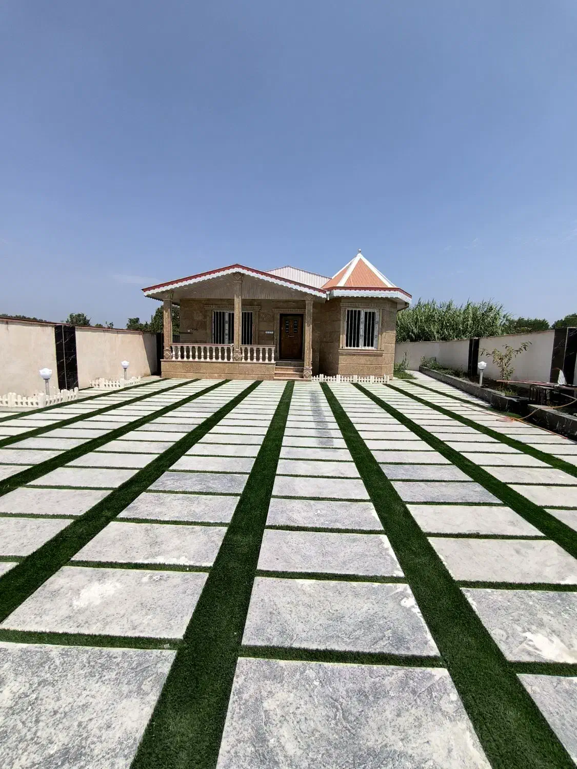 ویلا شهری ۳خواب ۴۵۰متر بنا۱۲۰متر در خشکبیجار/کد۶۷۹|فروش خانه و ویلا|رشت, منظریه|دیوار