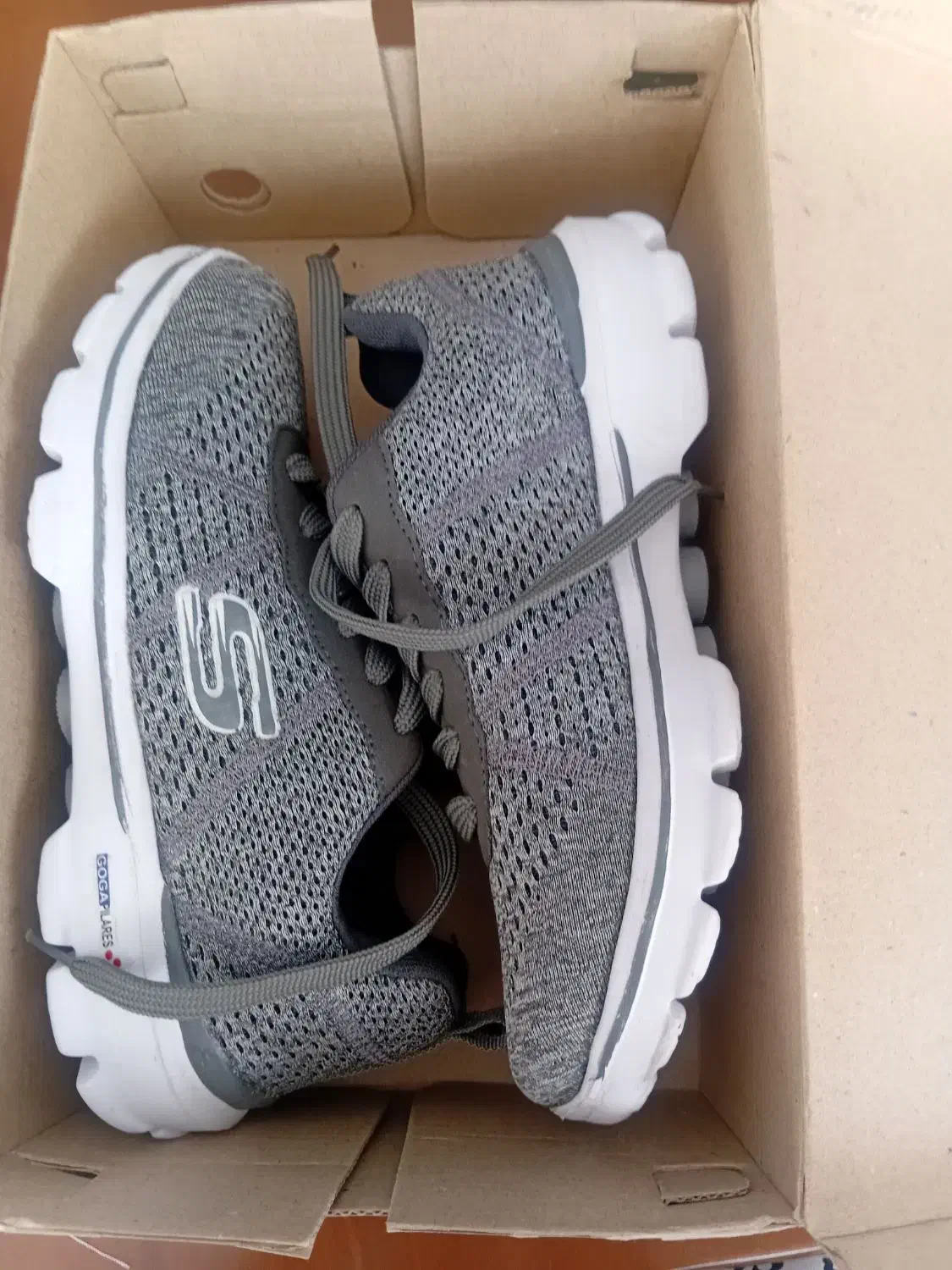 کفش اسپرت و ورزشی|کیف، کفش، کمربند|شاهینشهر, فردوسی|دیوار