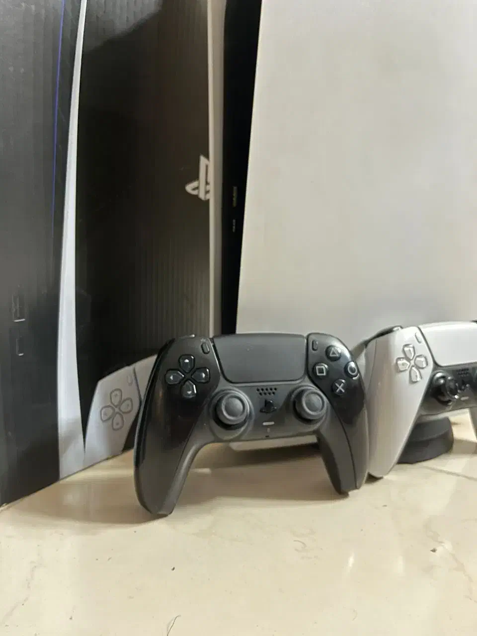 ps5 Fat/دو دسته/درحد آکبند/تمیزوخانگی/معاوضه باps4|کنسول، بازی ویدئویی و آنلاین|اصفهان, آبشار|دیوار